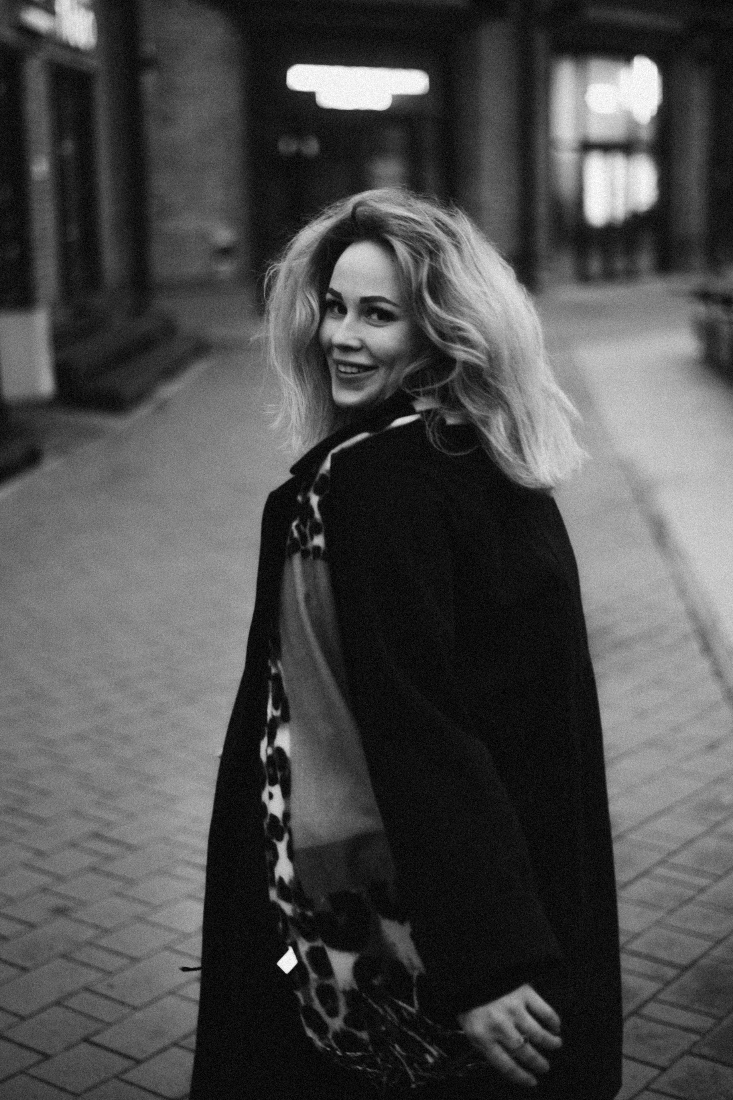 Киношная съемка около арт-пространства «Дизайн завод» и «Хлебозавод»