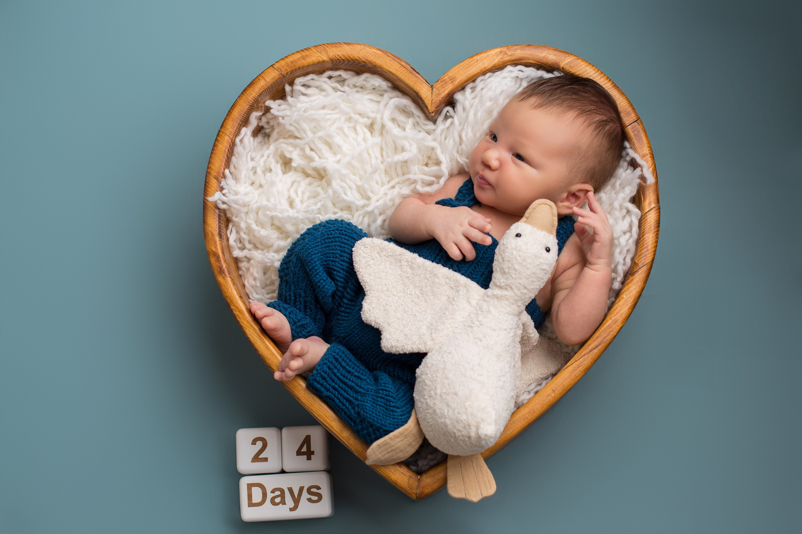 Леон. Ольга Анохина фотограф новорождённых в Зеленодольске