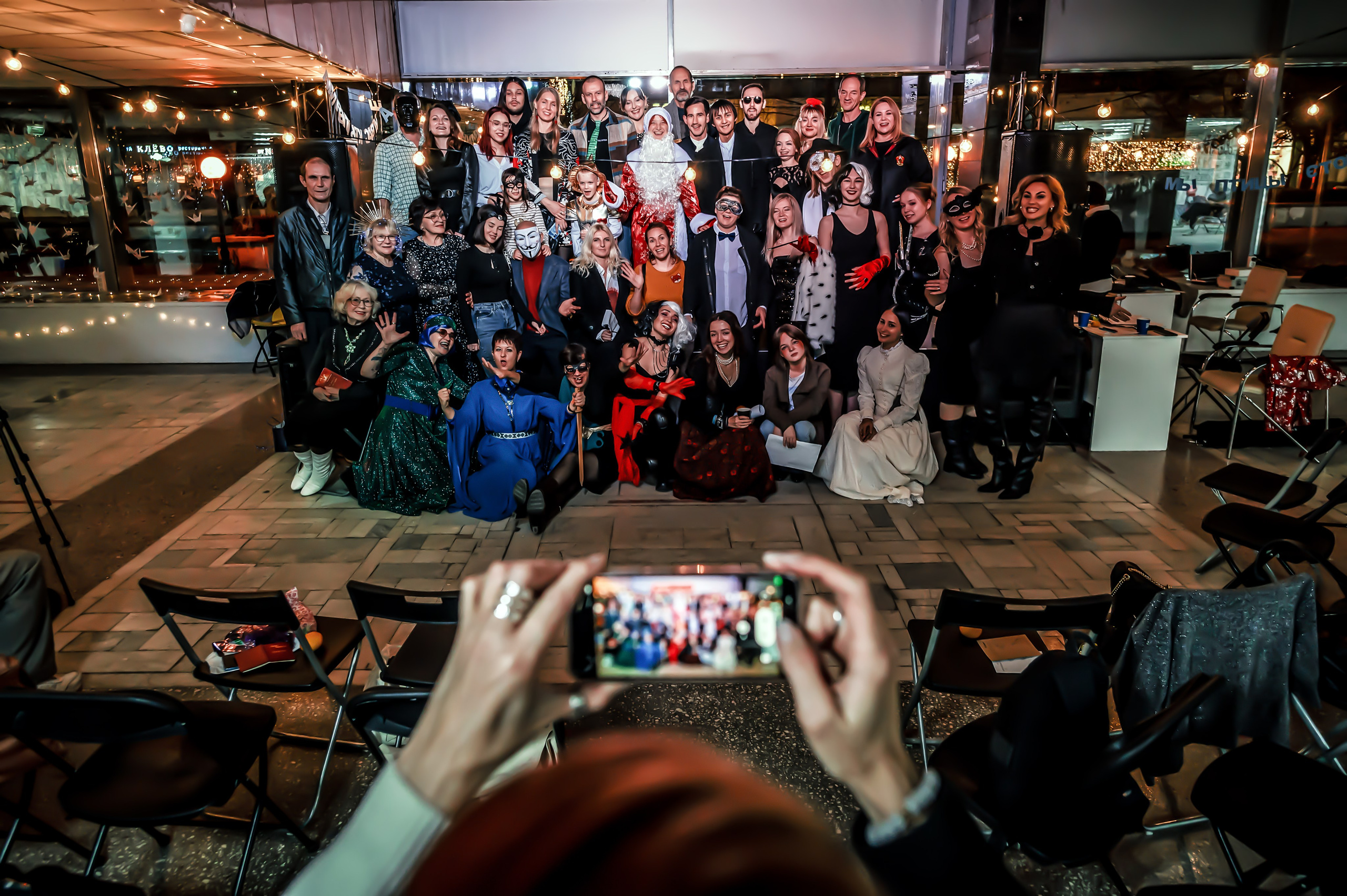 Поэтический клуб «Птицы». Краснодарский дом Книги. Профессиональная фотосессия в Краснодаре | Фотограф Денис Труфанов