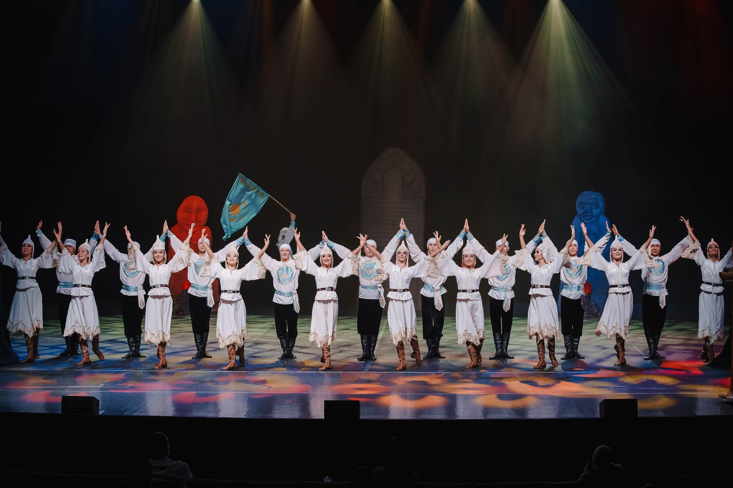 Спектакль театра танца «Наз» Туйгындар. Главная