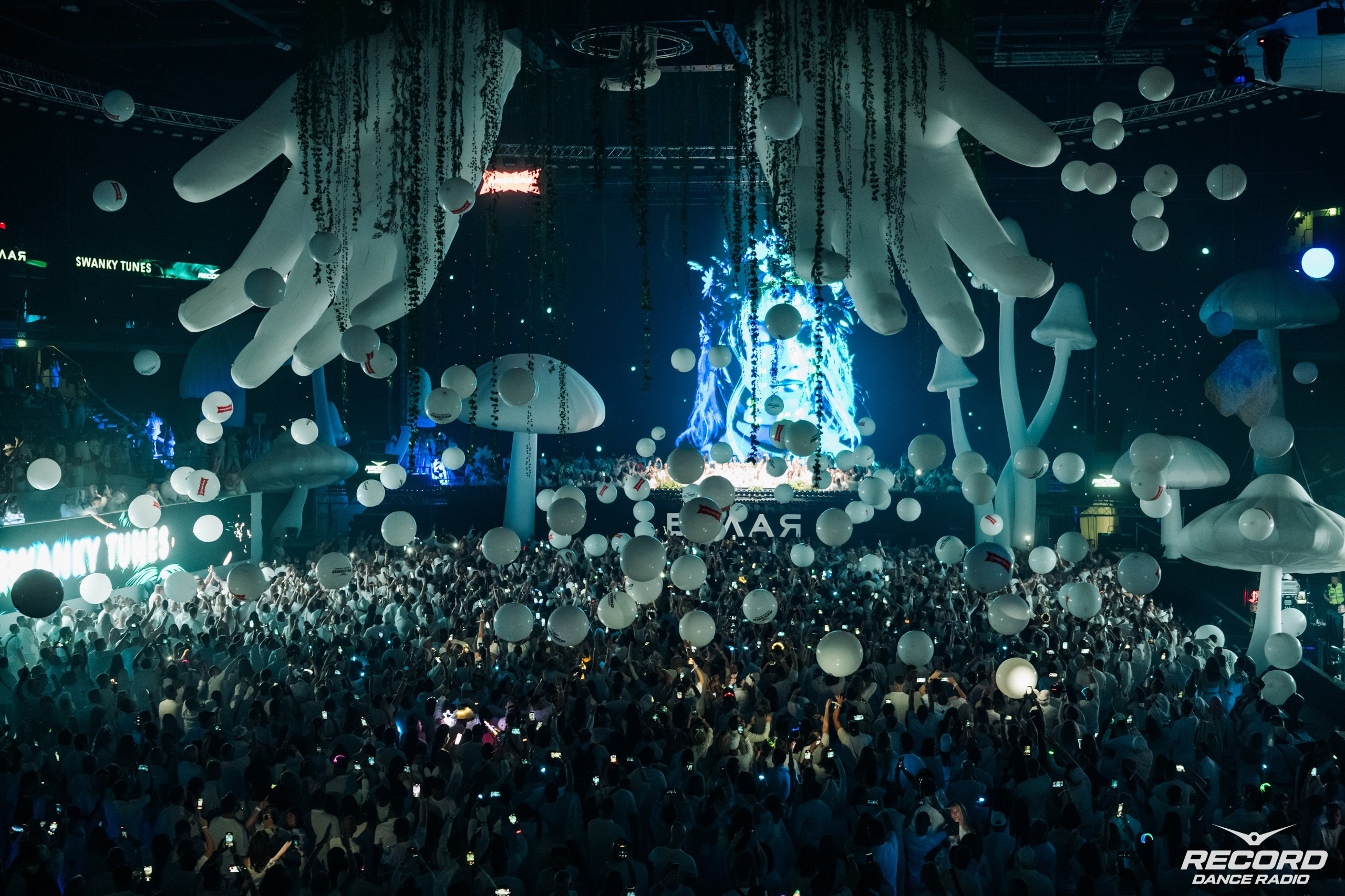 БЕЛАЯ. Репортажный фотограф Санкт-Петербург