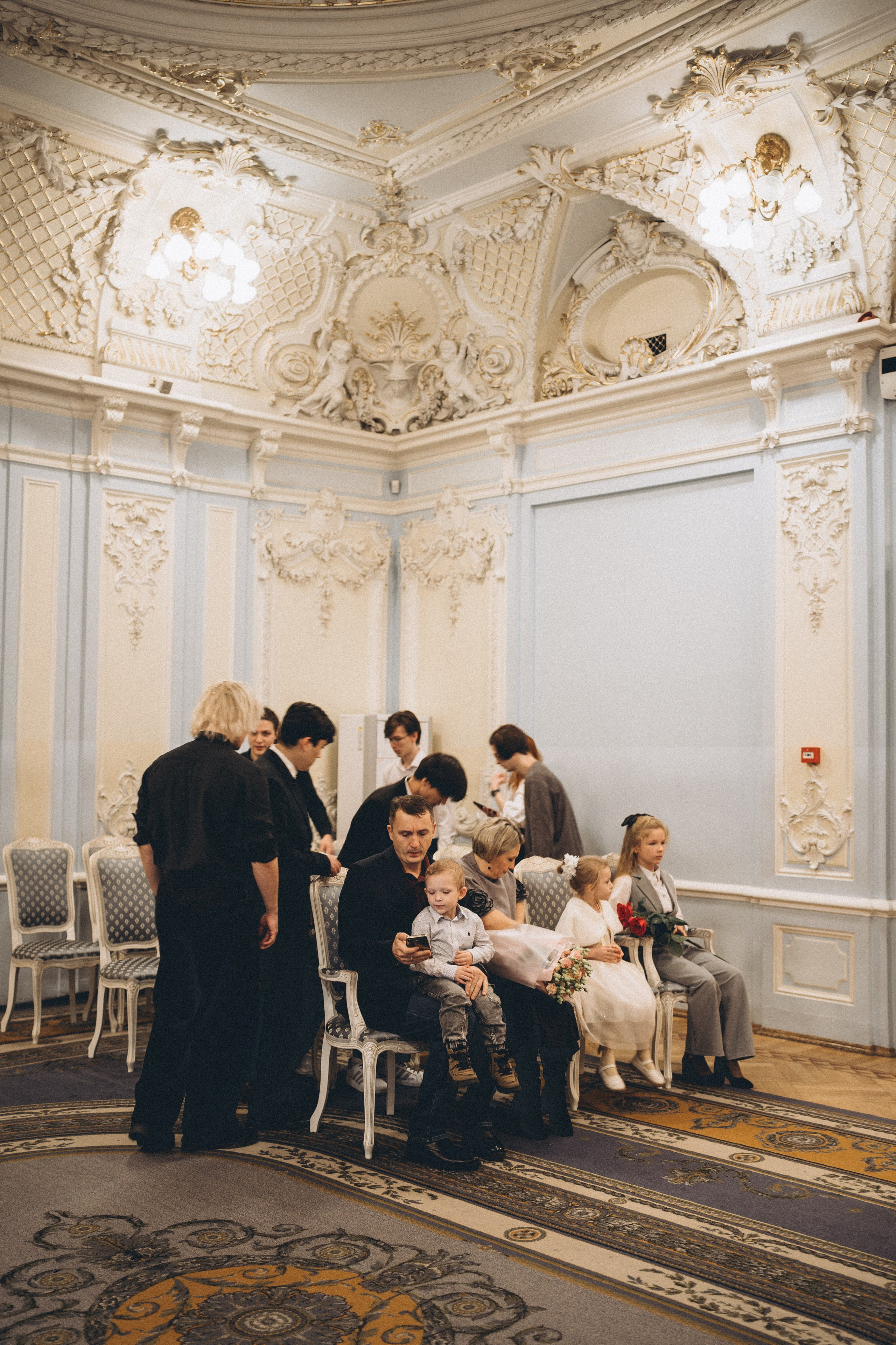 СВАДЕБНАЯ СЬЕМКА ВО ВТОРОМ ДВОРЦЕ С ГОСТЯМИ И ПРОГУЛКА В ТАВРИЧЕСКОМ САДУ. Профессиональный фотограф, Санкт-Петербург — Виктория Богомолова