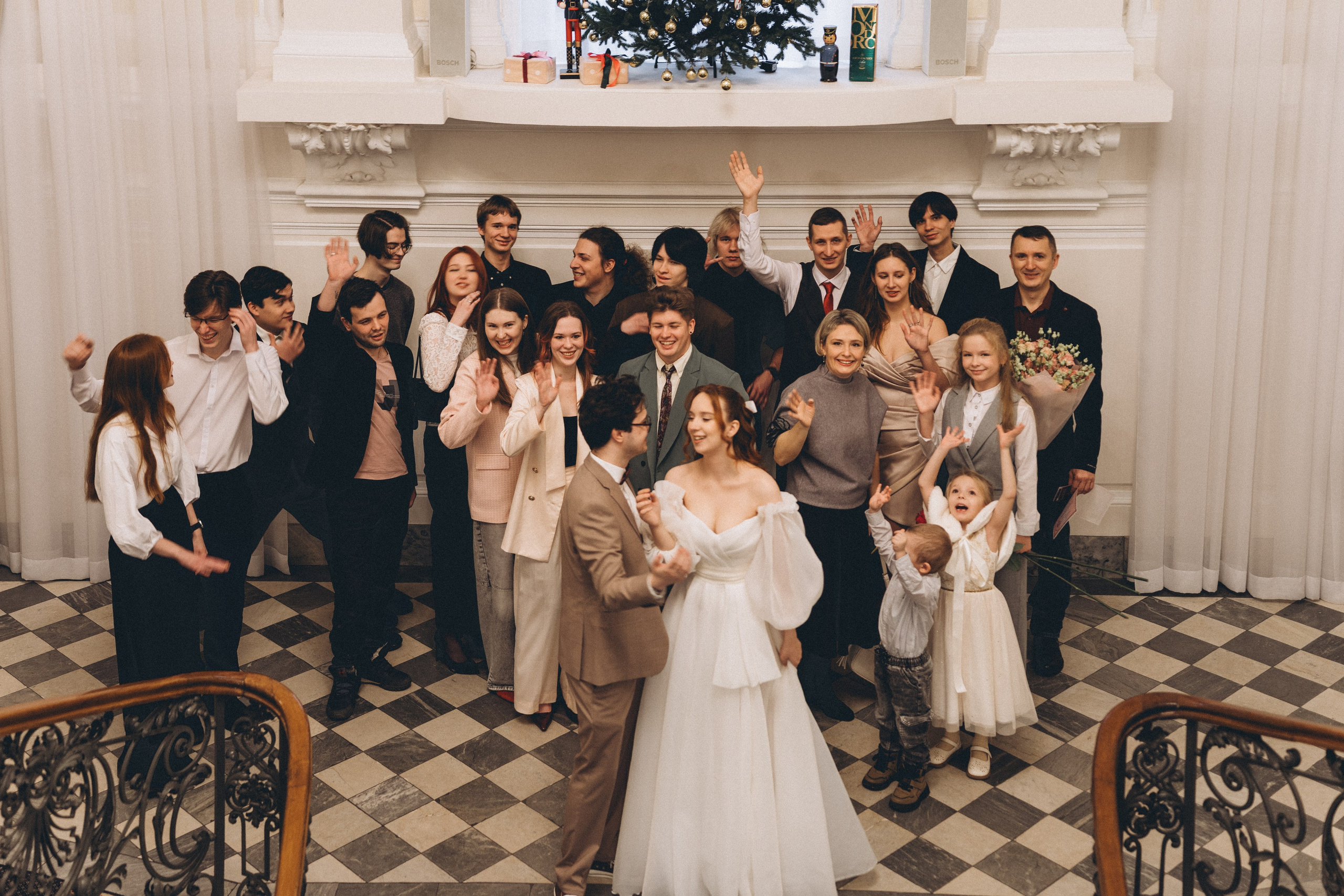 СВАДЕБНАЯ СЬЕМКА ВО ВТОРОМ ДВОРЦЕ С ГОСТЯМИ И ПРОГУЛКА В ТАВРИЧЕСКОМ САДУ. Профессиональный фотограф, Санкт-Петербург — Виктория Богомолова