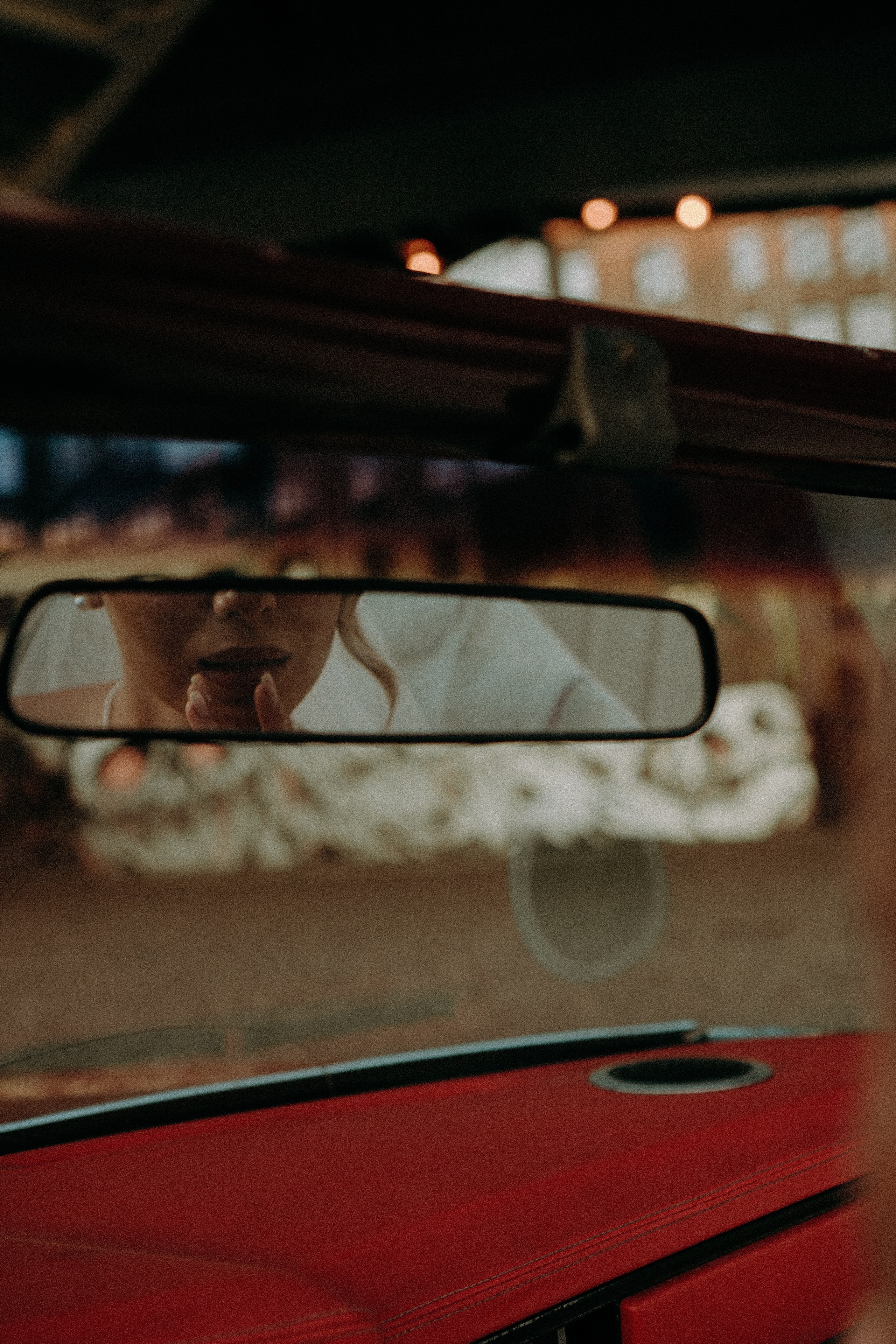 СВАДЕБНАЯ СЬЕМКА ВОЗЛЕ МСОТА БЕТАНКУРА НА КАБРИОЛЕТЕ. Профессиональный фотограф, Санкт-Петербург — Виктория Богомолова