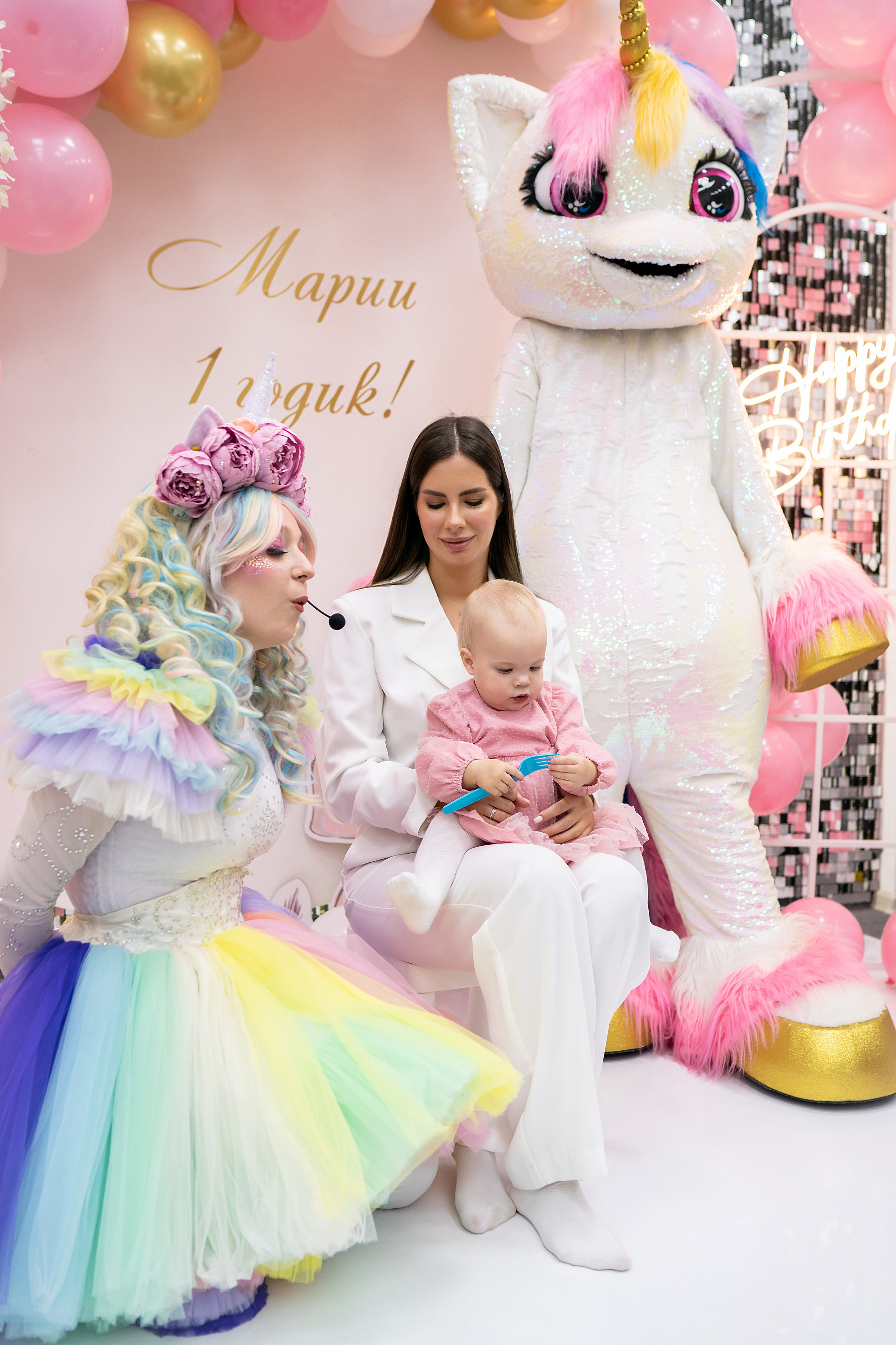 Годик Марии. Фотограф на Крещение и Венчание в Красноярске Рамазанова Юлия