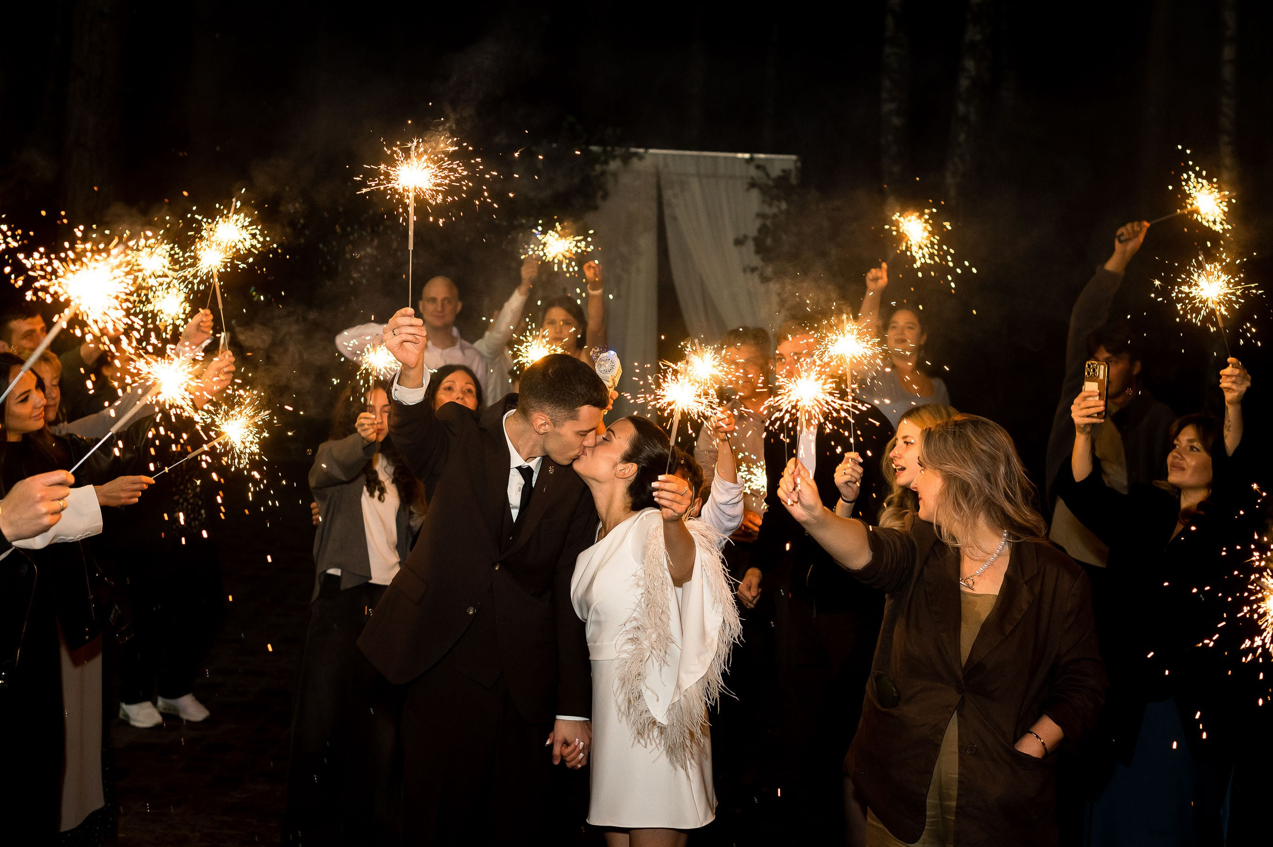 «Вечность начинается сейчас». Евгений Нисковских — свадебный и репортажный фотограф в Тюмени