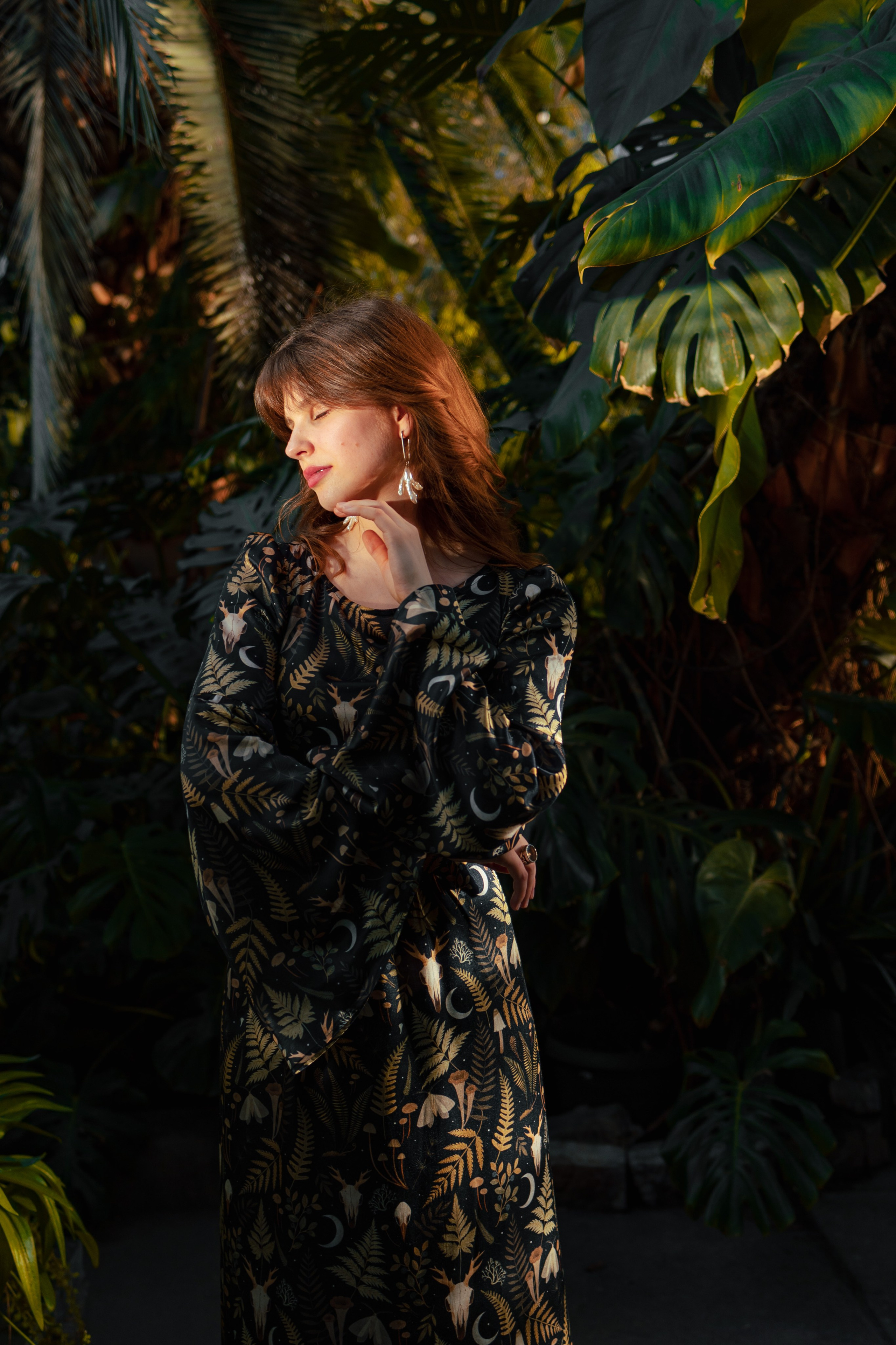 Съемка шёлковых платьев для PlantMyBones