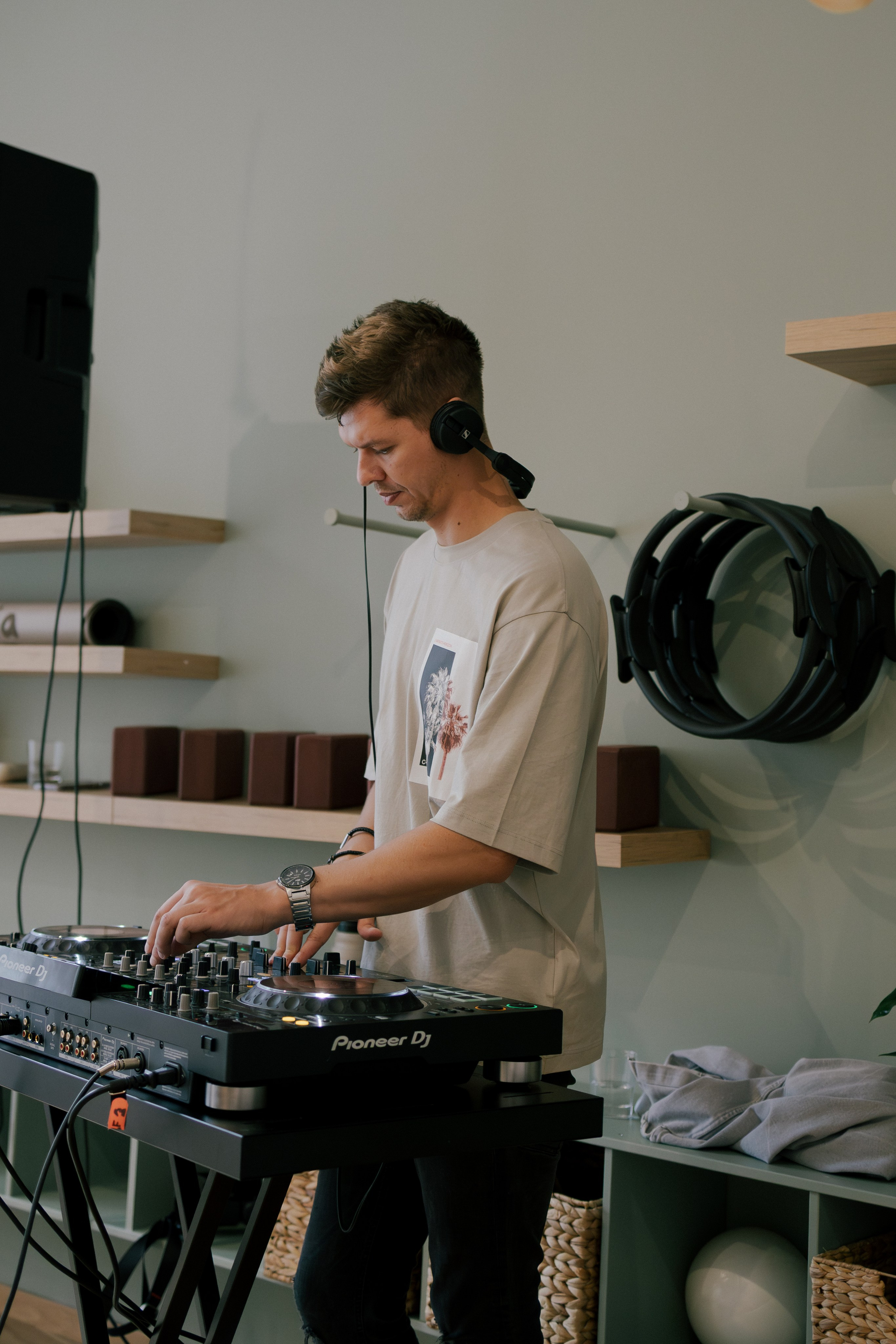 JOIA | Открытие студии пилатеса. Фотограф в Праге Александр Пивоваров