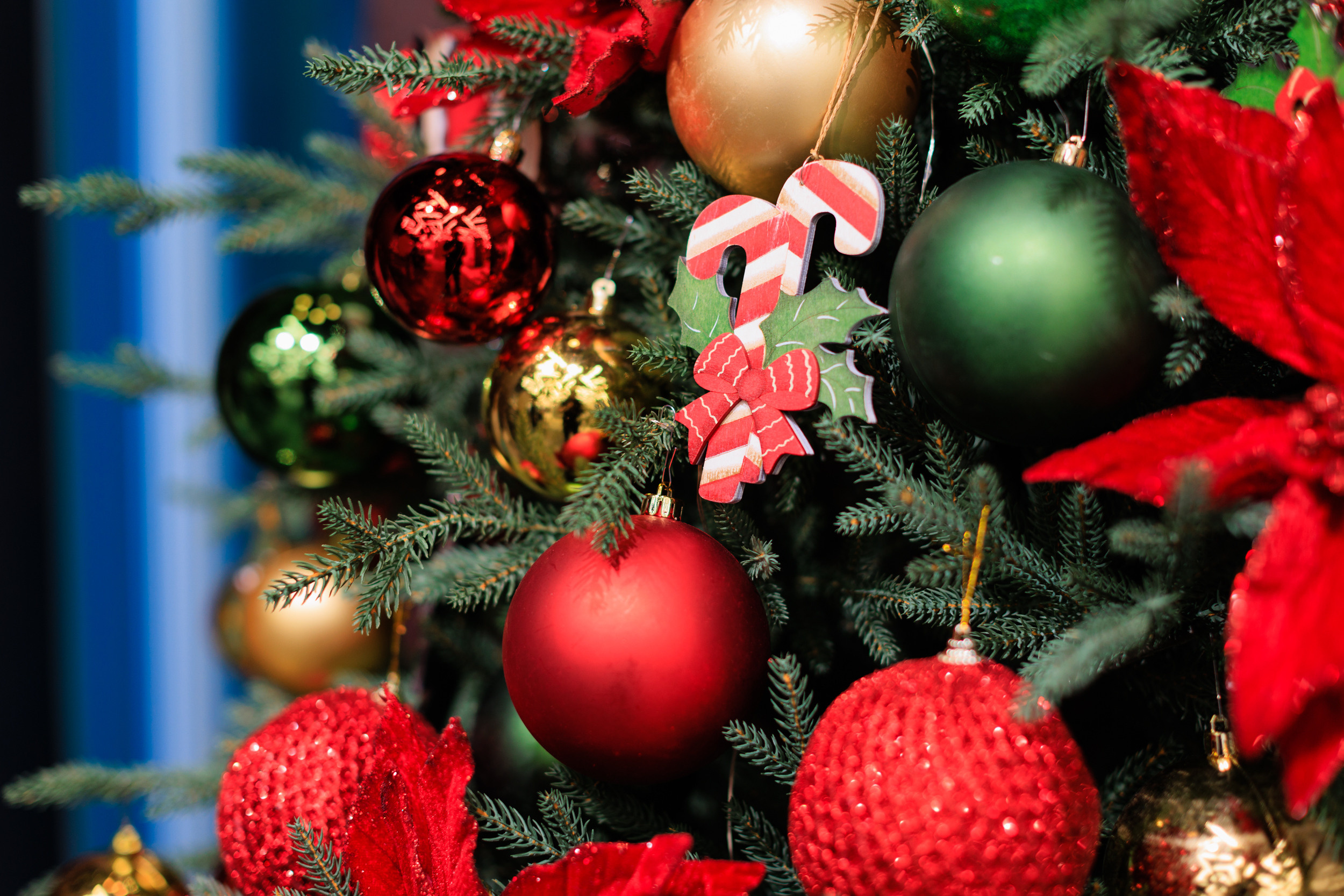 Съемка презентации Alumoart в салоне Керамир Premium для дизайнеров. Контент для бизнеса в Екатеринбурге Полдень Медиа