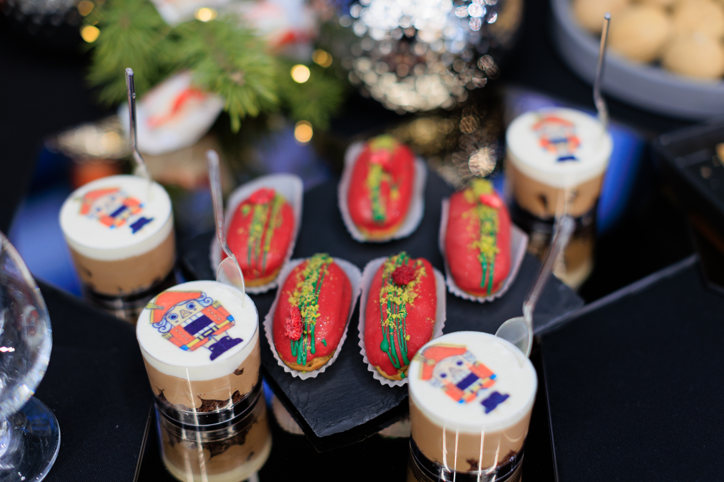 Съемка презентации Alumoart в салоне Керамир Premium для дизайнеров. Контент для бизнеса в Екатеринбурге Полдень Медиа