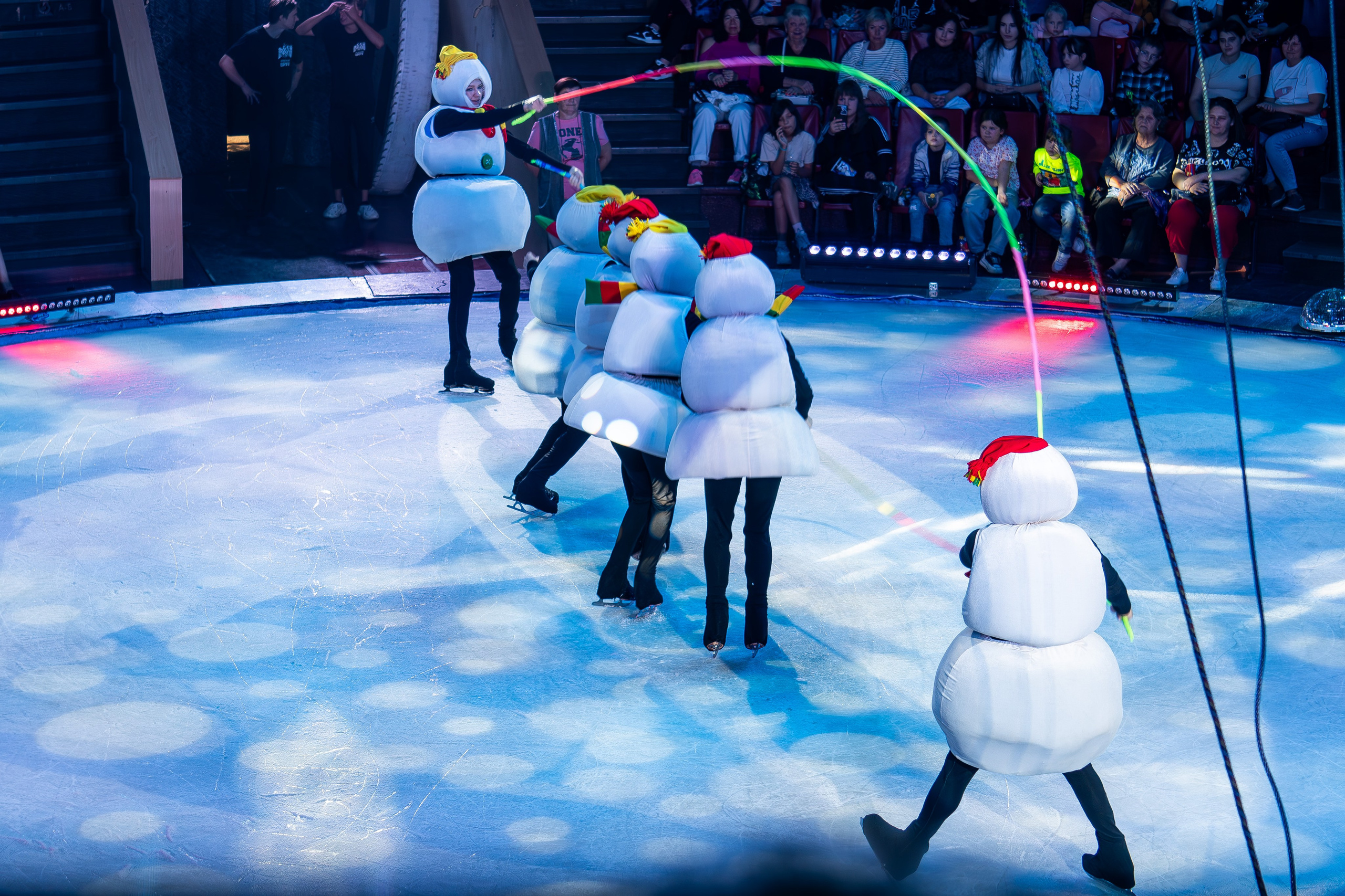 Цирк на льду «Айсберг» в Луганске. Фотограф в РФ и ЛНР Юлия Федосеева
