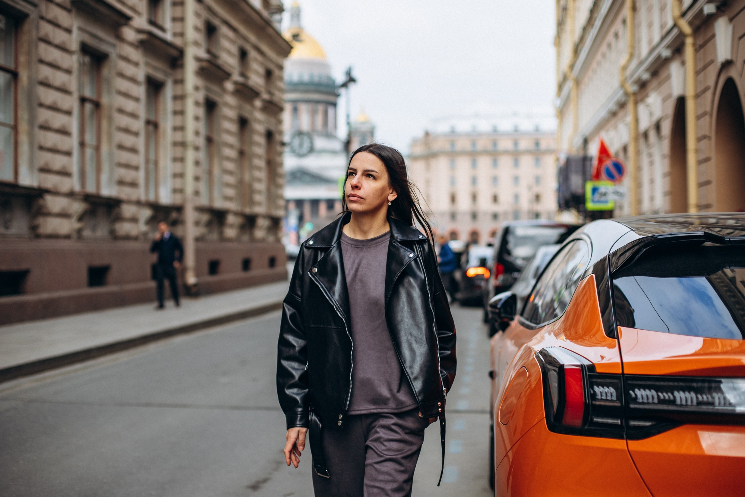 Ксения в марте. Фотопрогулка в Петербурге. Индивидуальный и семейный фотограф в Санкт-Петербурге