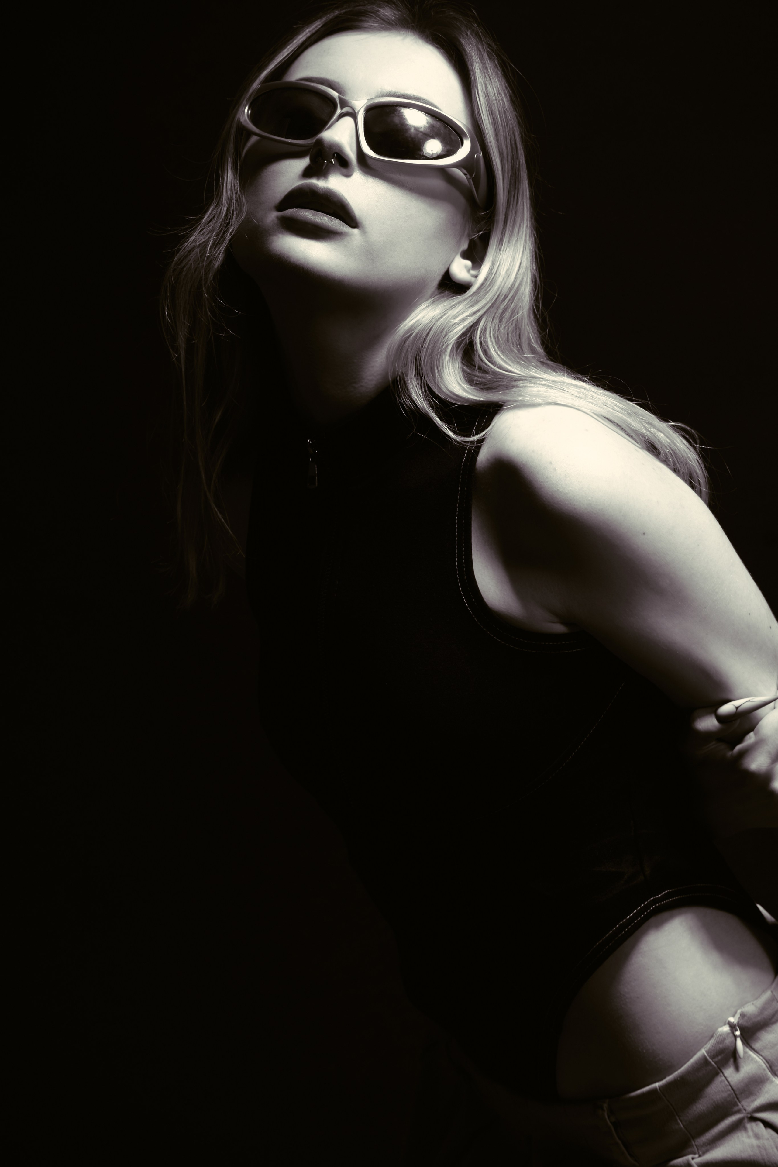 Llou.iise. Московский фотограф WHRMZD