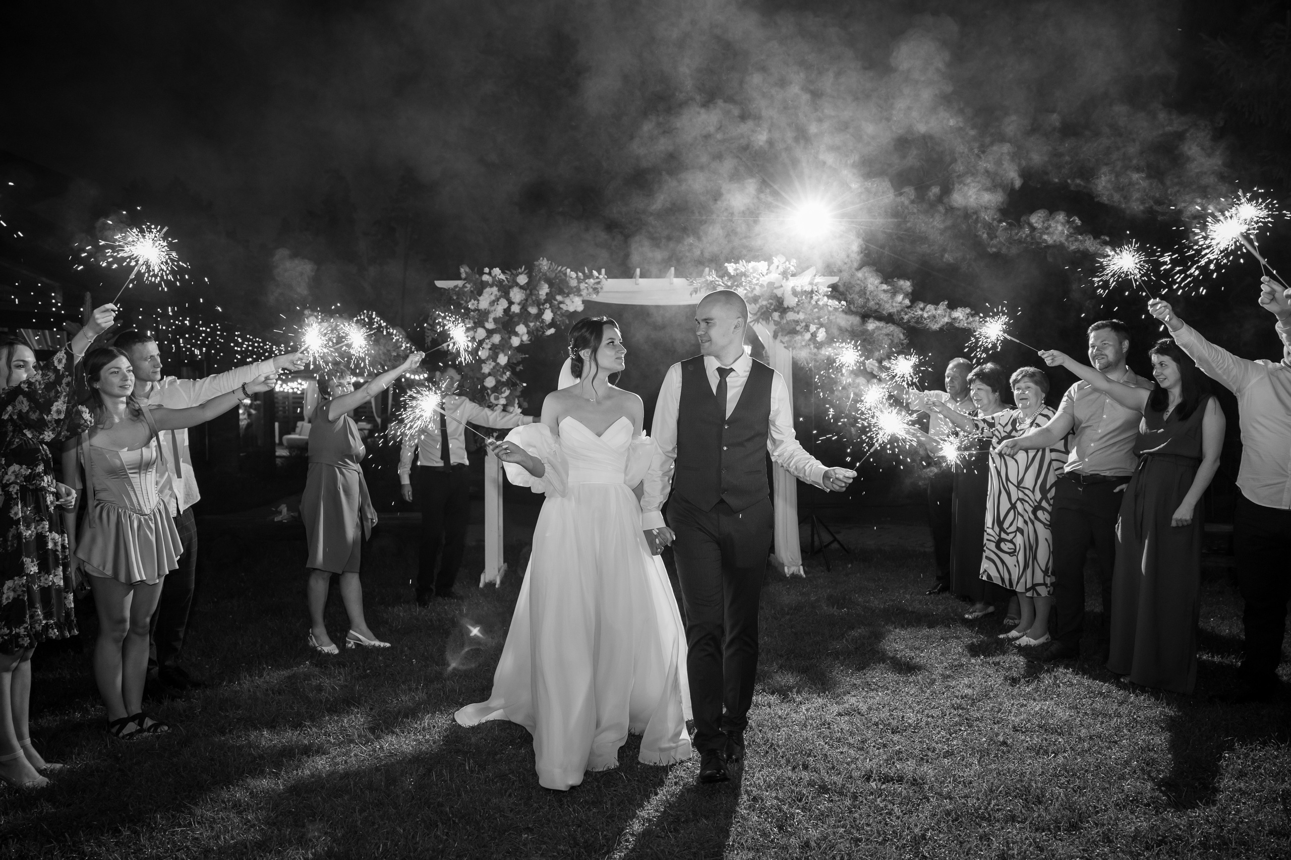 Полина и Дмитрий, загородный клуб «Барин», ЗАГС в г. Пушкино. Свадебный и репортажный фотограф (Москва, Королев и другие)