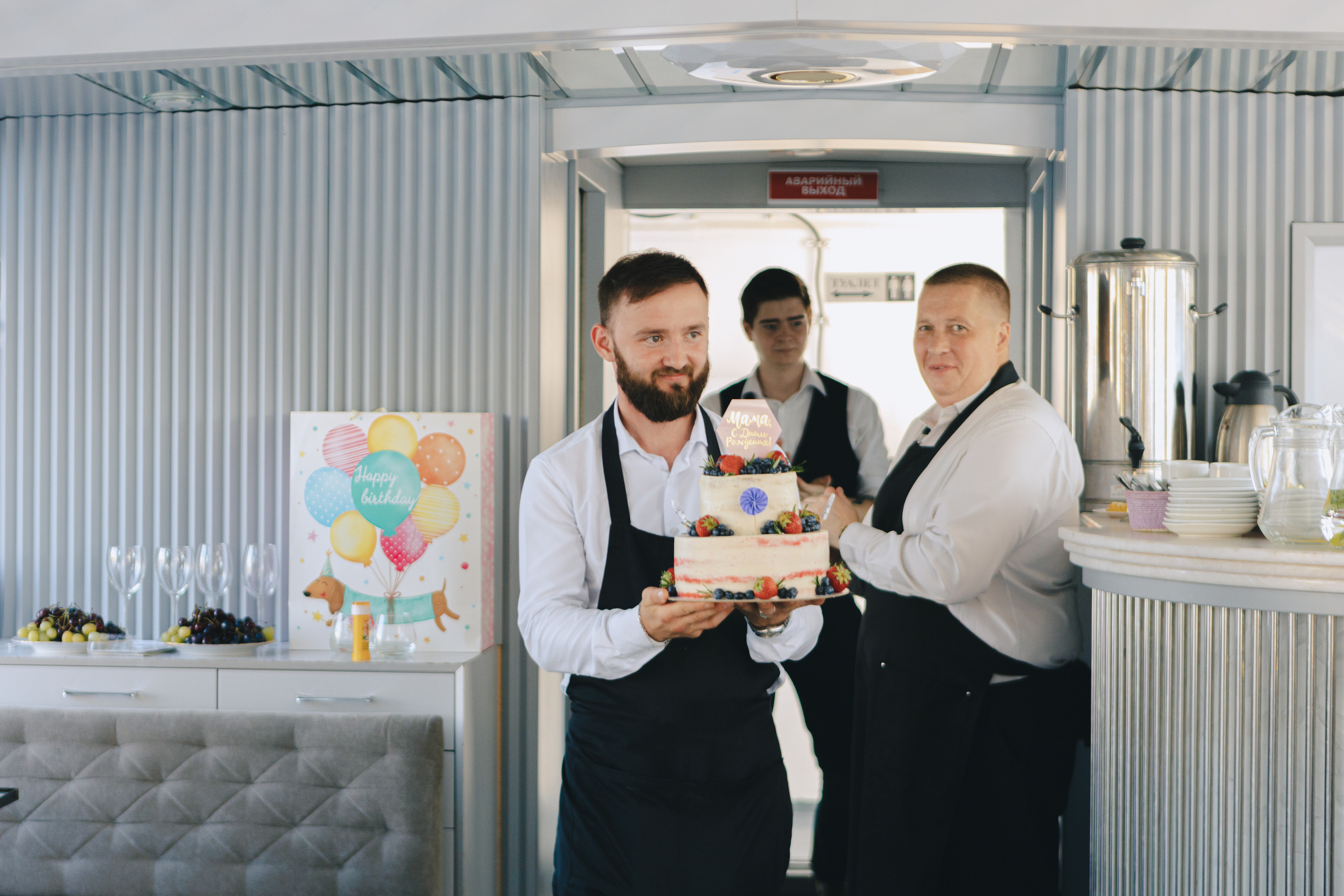 День Рождения на корабле. Фотограф в Санкт-Петербурге Виктория Безверхая