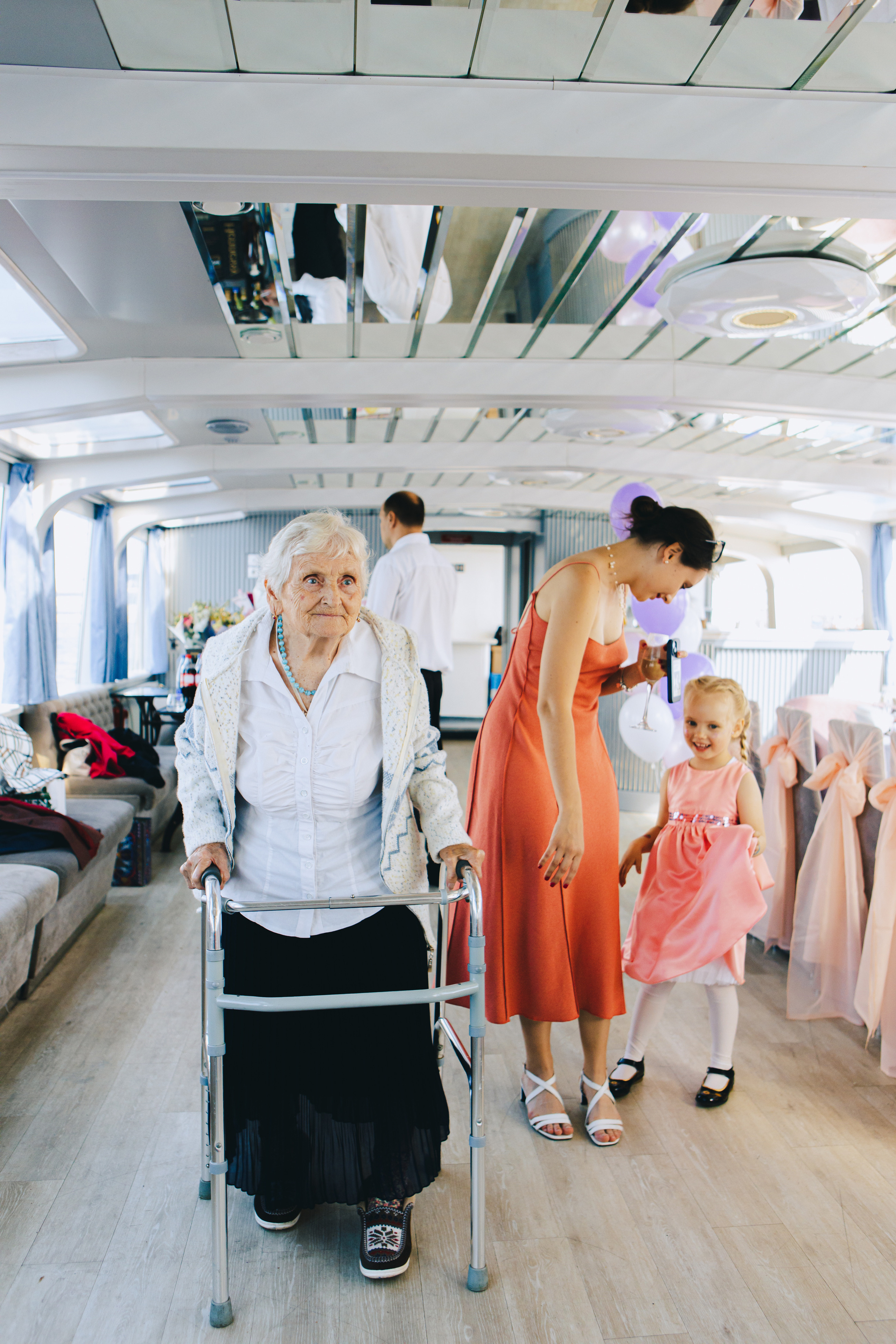 День Рождения на корабле. Фотограф в Санкт-Петербурге Виктория Безверхая