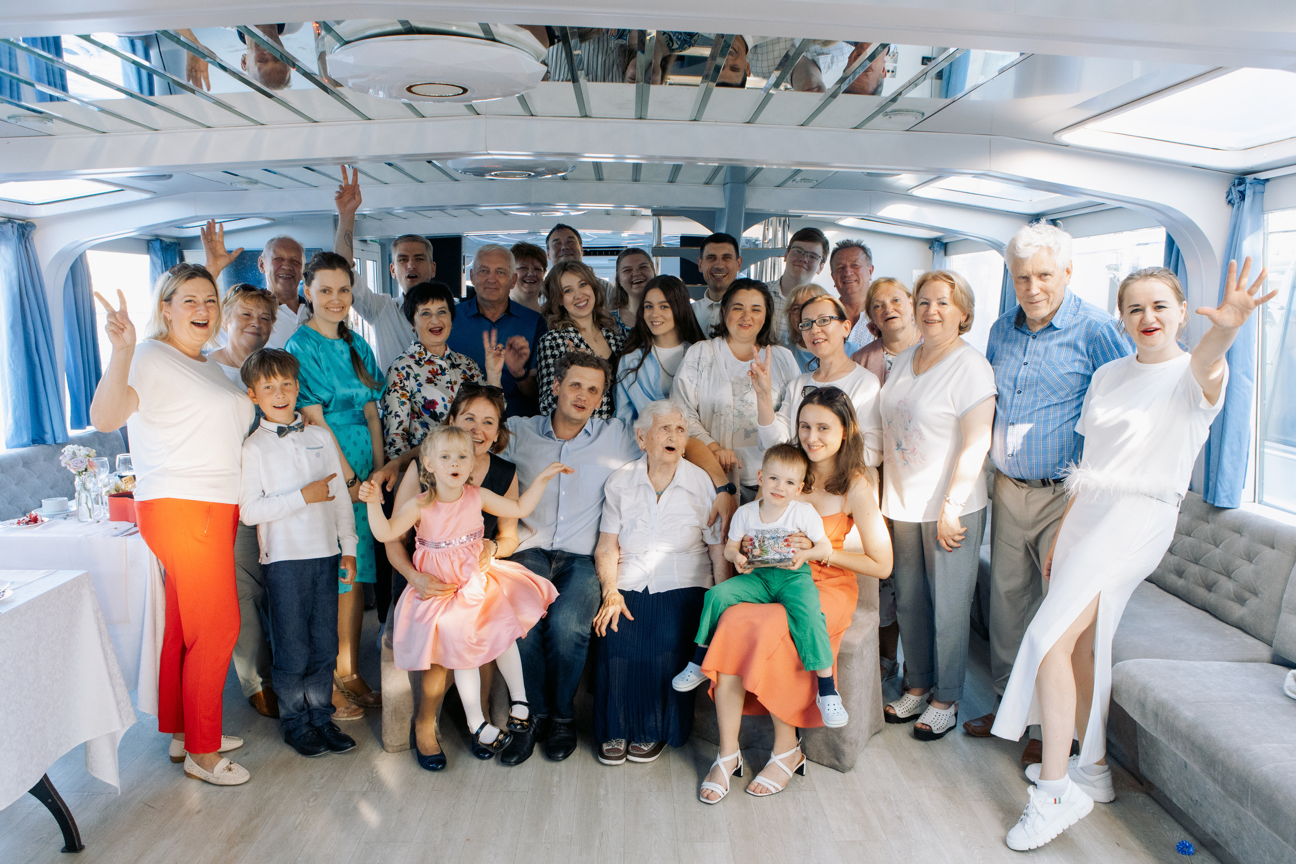 День Рождения на корабле. Фотограф в Санкт-Петербурге Виктория Безверхая