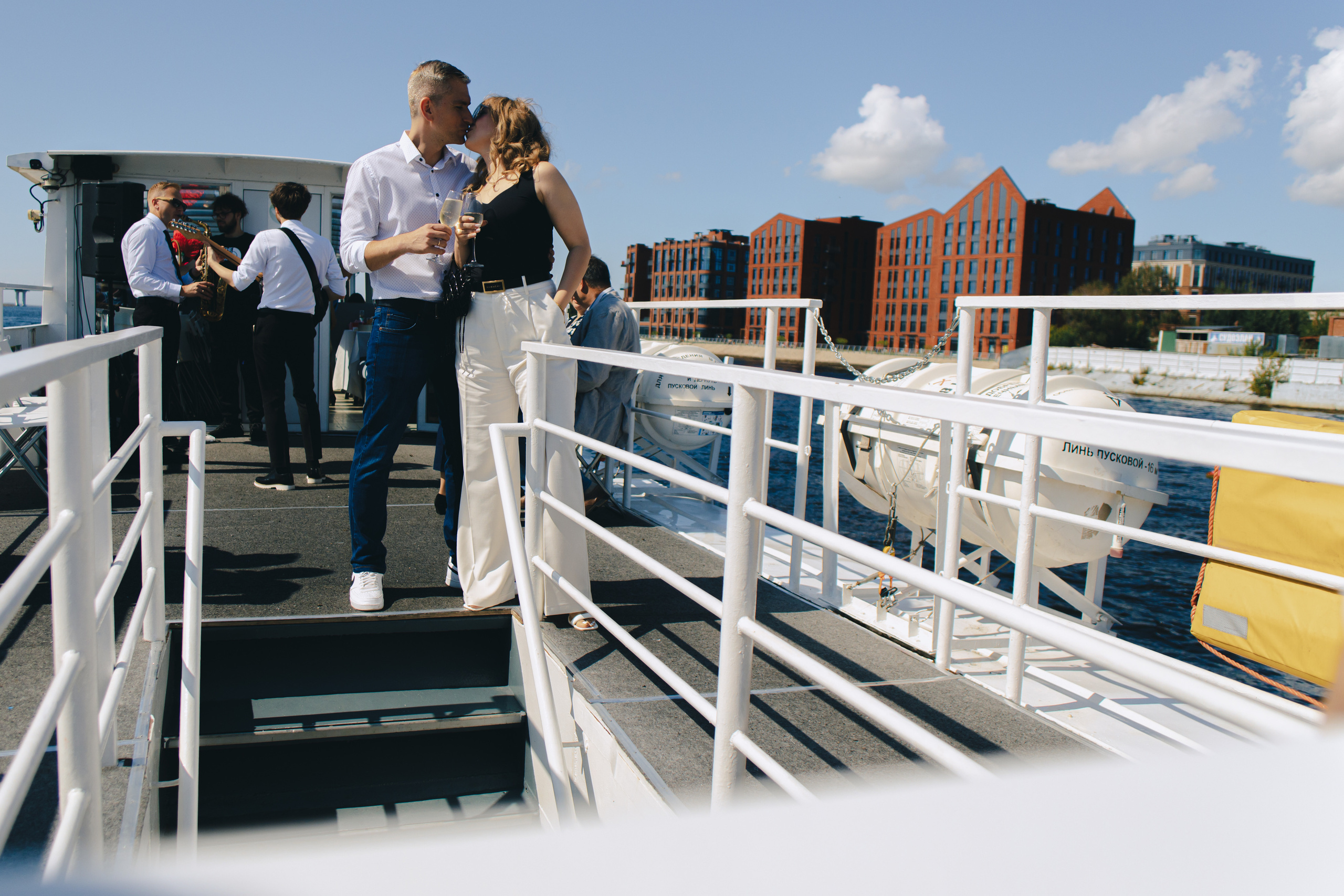 День Рождения на корабле. Фотограф в Санкт-Петербурге Виктория Безверхая