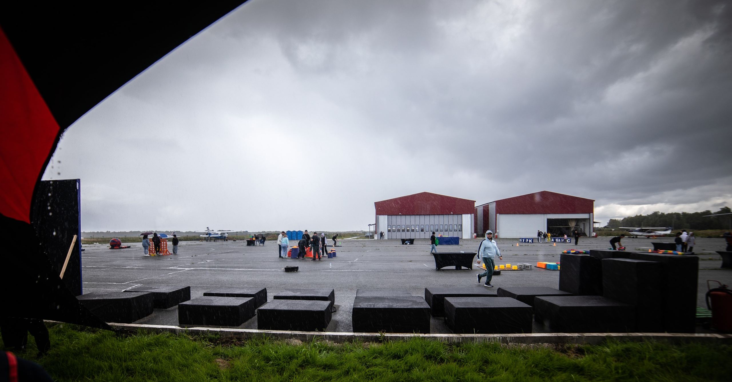 УЗСТ- Корпоративный тимбилдинг на аэродроме. Репортажный и свадебный фотограф в Челябинске Елисеев Павел