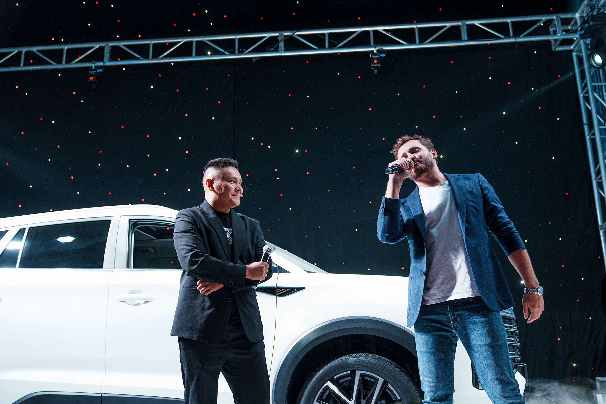 Презентация новой моделей JAC JS8. Фотограф TAULAN_1