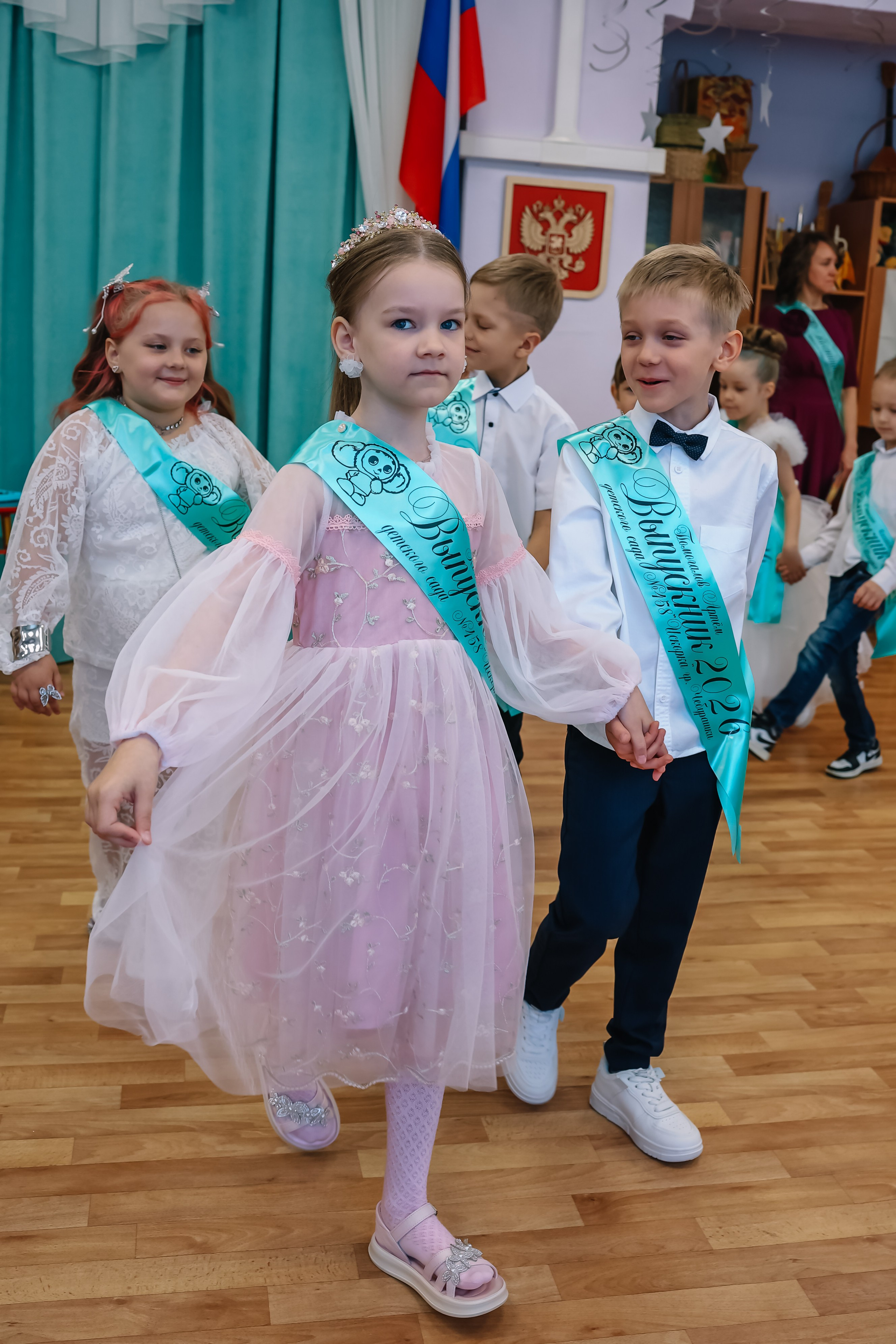 Семейный и детский женский фотограф в Новосибирске | Алёна Малахова продолжение следует  выпускные альбомы