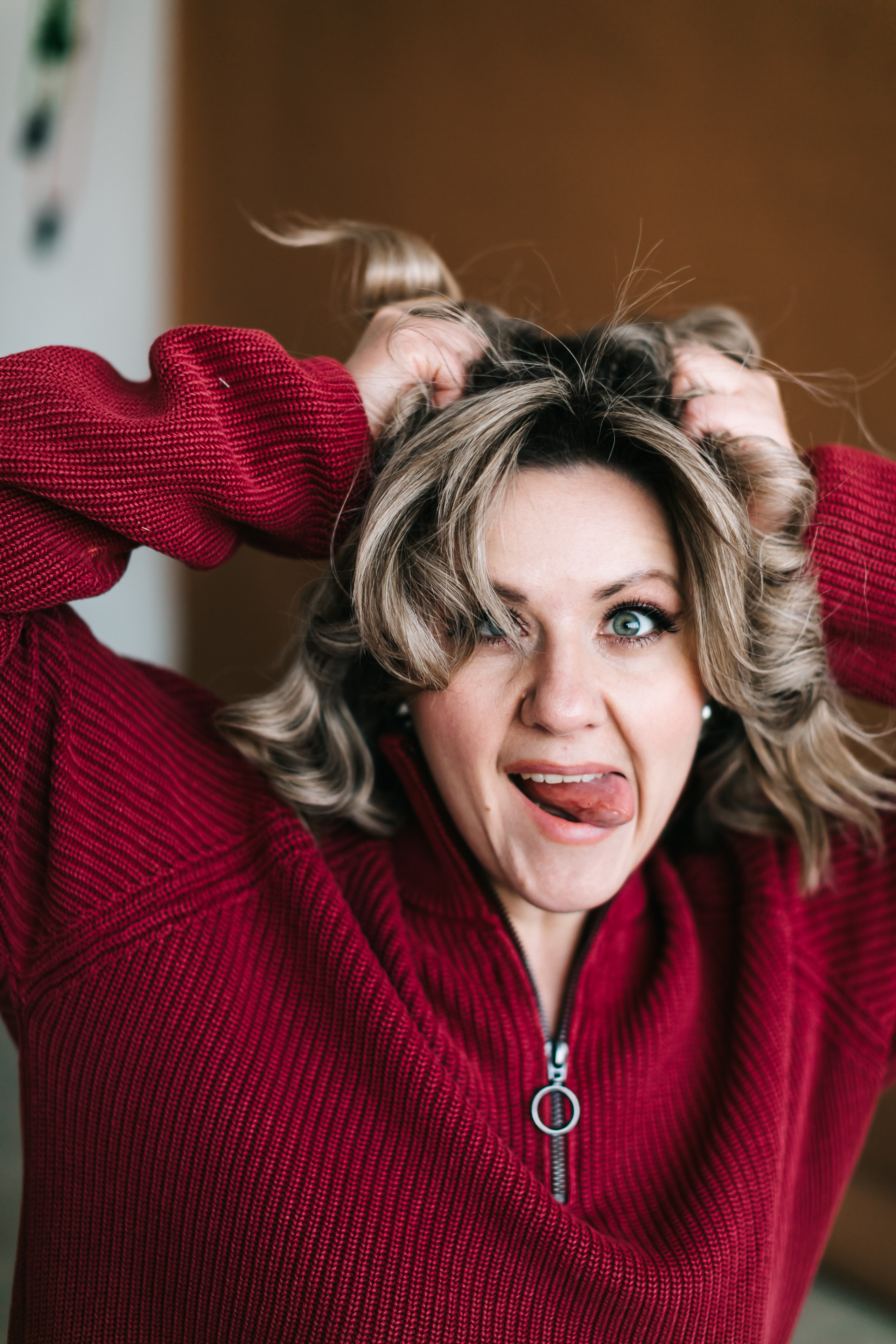 алёна малахова фотограф новосибирск семейный детский домашняя фотосессия в новосибирске день рождения репортажная съёмка фотосессия с лошадьми на конюшне деревня алтай  на природе фотосессия в детском саду мама и сын предложение руки и сердца идея  помолвка фотосессия берег закат детский день рождения годик торт аниматор лофт игровая продолжение следует prodoljenie_sleduet_  корпоратив тимбилдинг первоклашка линейка  контент  бизнес портрет оперный новат франция берет весна девушка