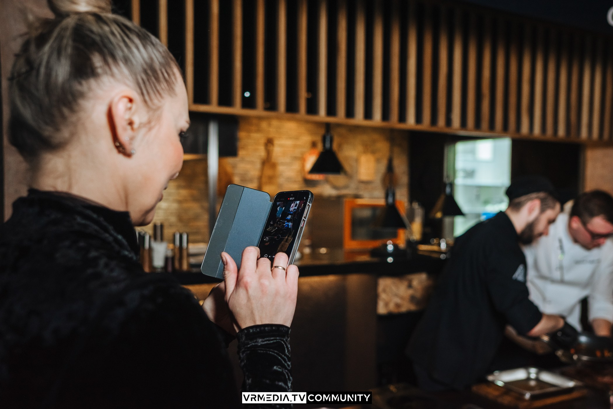 Модный вторник. Винный вечер «Жизнь замечательных людей»