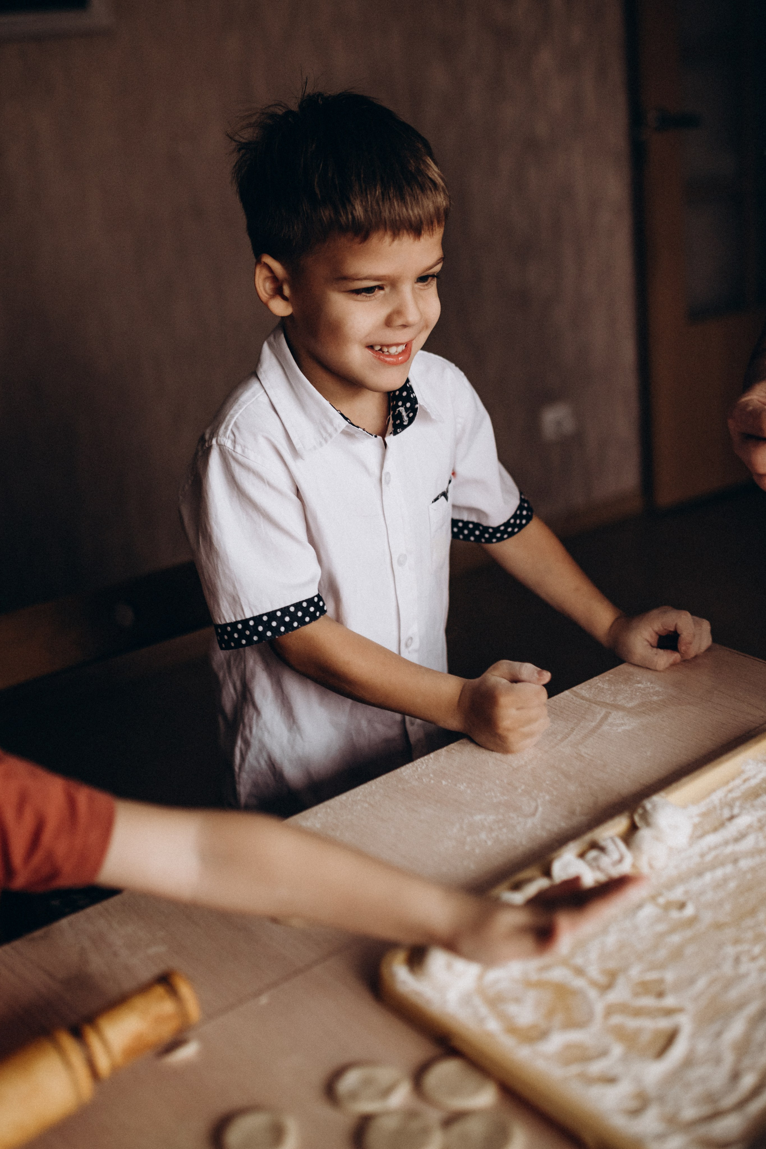 Бабушка с внуками. Семейный фотограф lifestyle в Новосибирске Елена Шпилевая