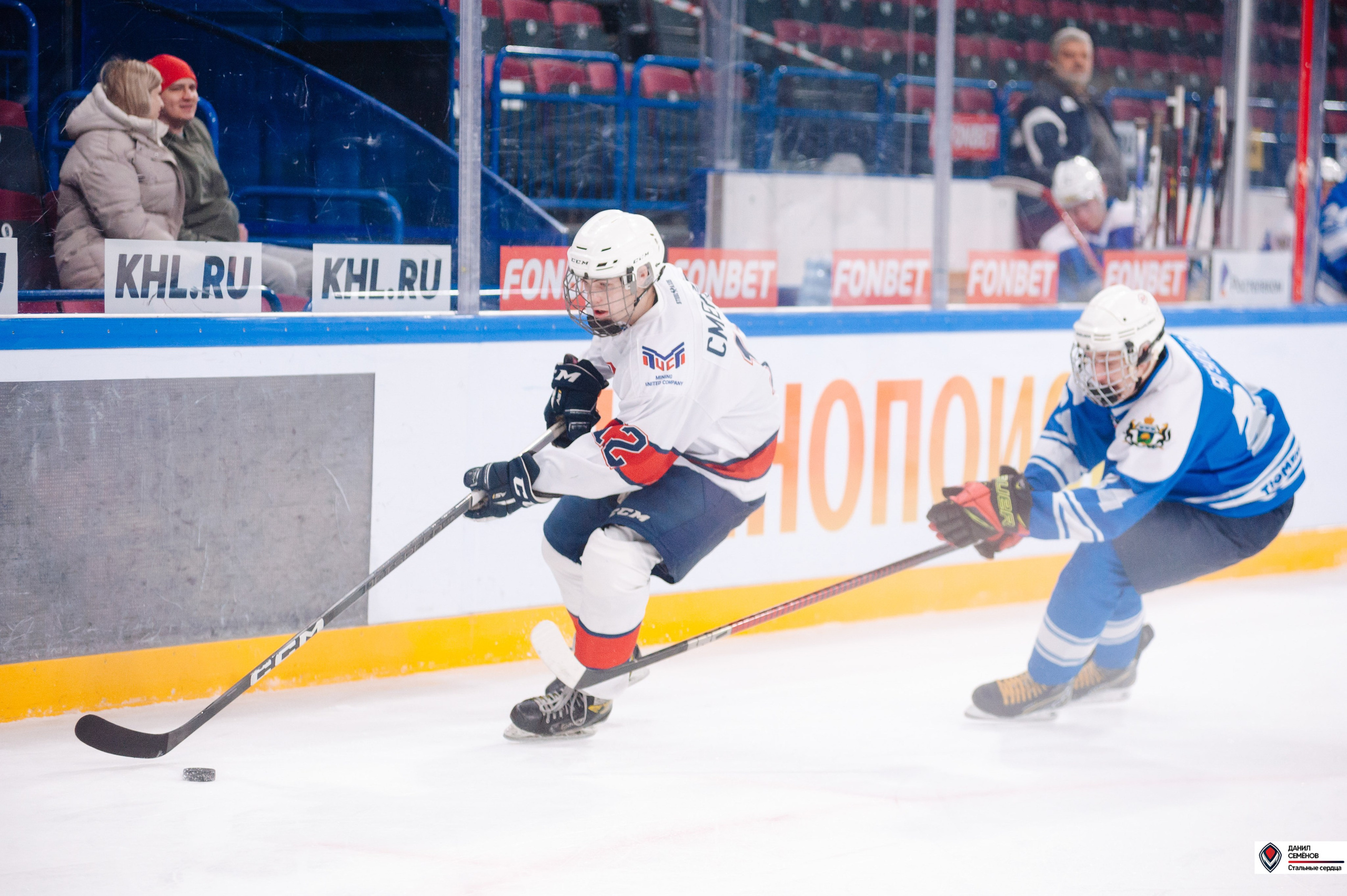 Чемпионат СХЛ. Стальные сердца — Газовик. Фотограф Магнитогорск Данил Семенов