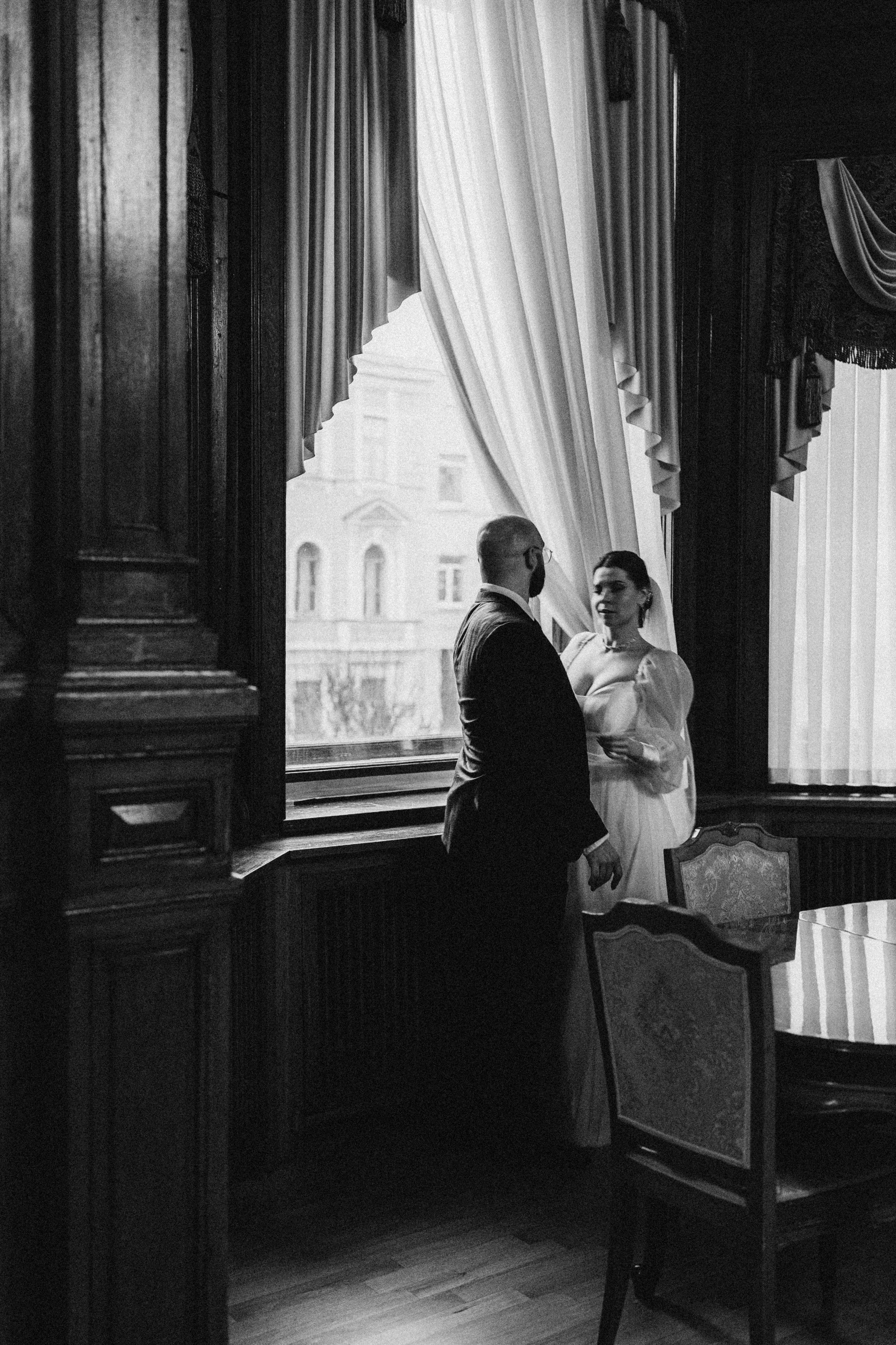 СВАДЕБНАЯ СЬЕМКА ВО ВТОРОМ ДВОРЦЕ (ДЕКАБРЬ) ТАКЖЕ СЬЕМКА В СТУДИИ НА ЧЕРНЫШЕВСКОЙ. Профессиональный фотограф, Санкт-Петербург — Виктория Богомолова