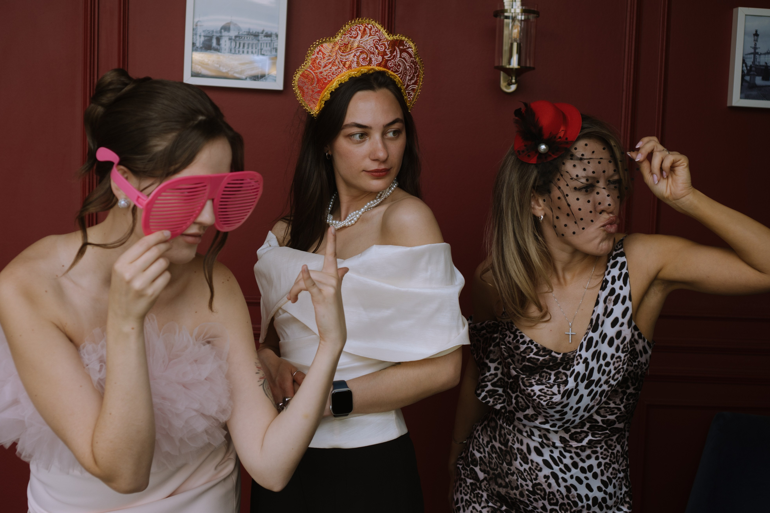 СВАДЕБНЫЙ БАНКЕТ НА ВЛАДИМИРСКОЙ В САНКТ-ПЕТЕРБУРГЕ (КАМЕРНАЯ СВАДЬБА). Профессиональный фотограф, Санкт-Петербург — Виктория Богомолова