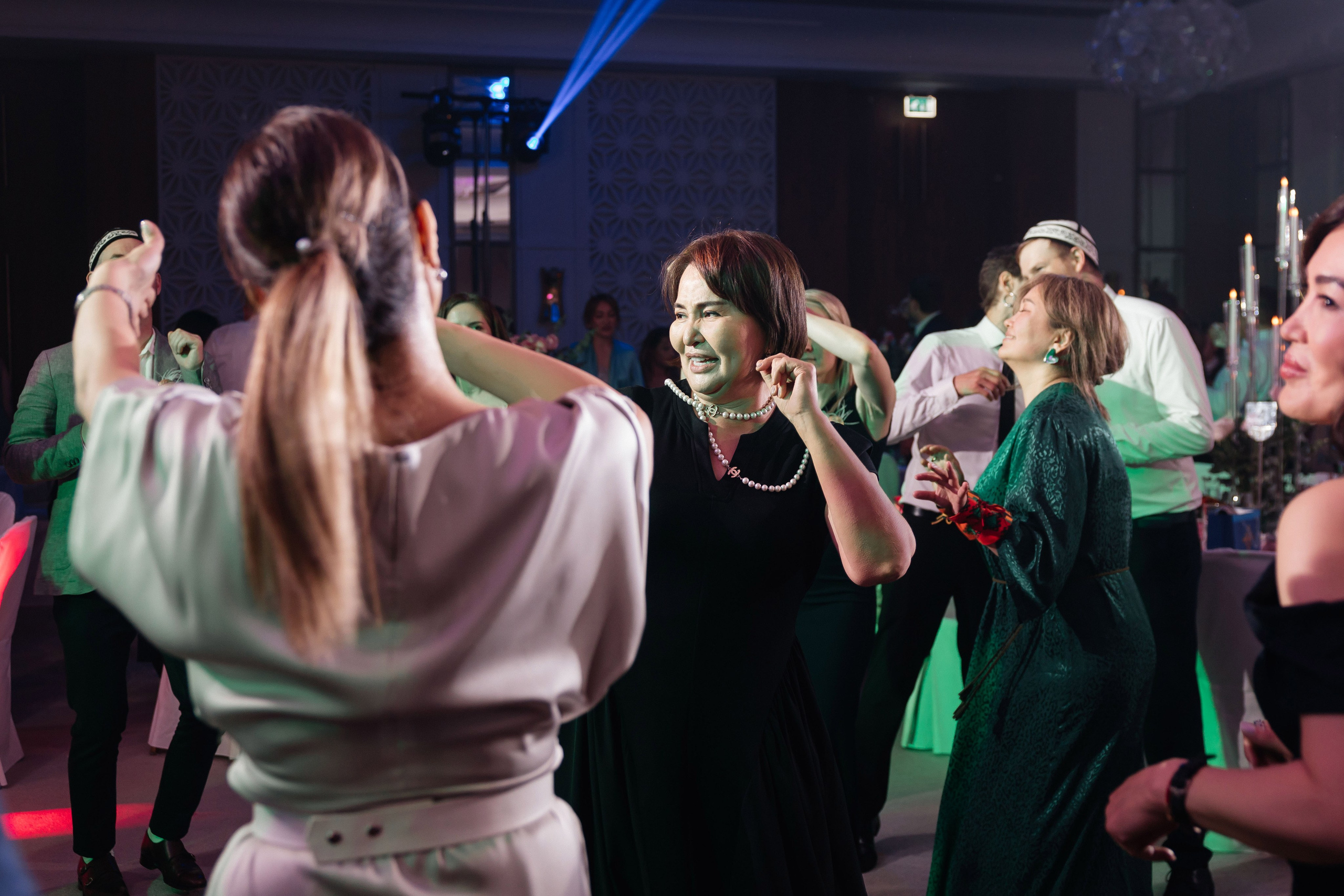 Alina Uzatu. Профессиональный фотограф в городе Астана/Алматы Даурен Сембаев