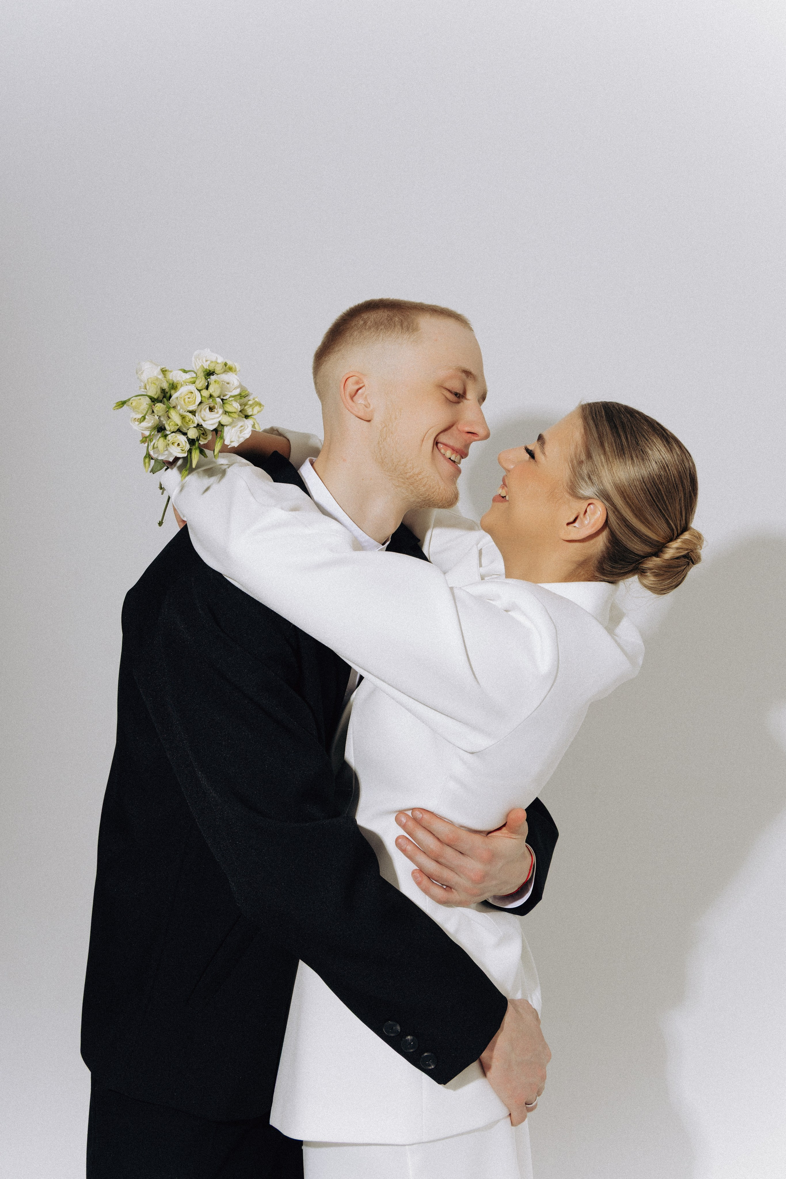 WEDDING (Кристина и Максим). Photographer — Regina Sal’manova. Uray