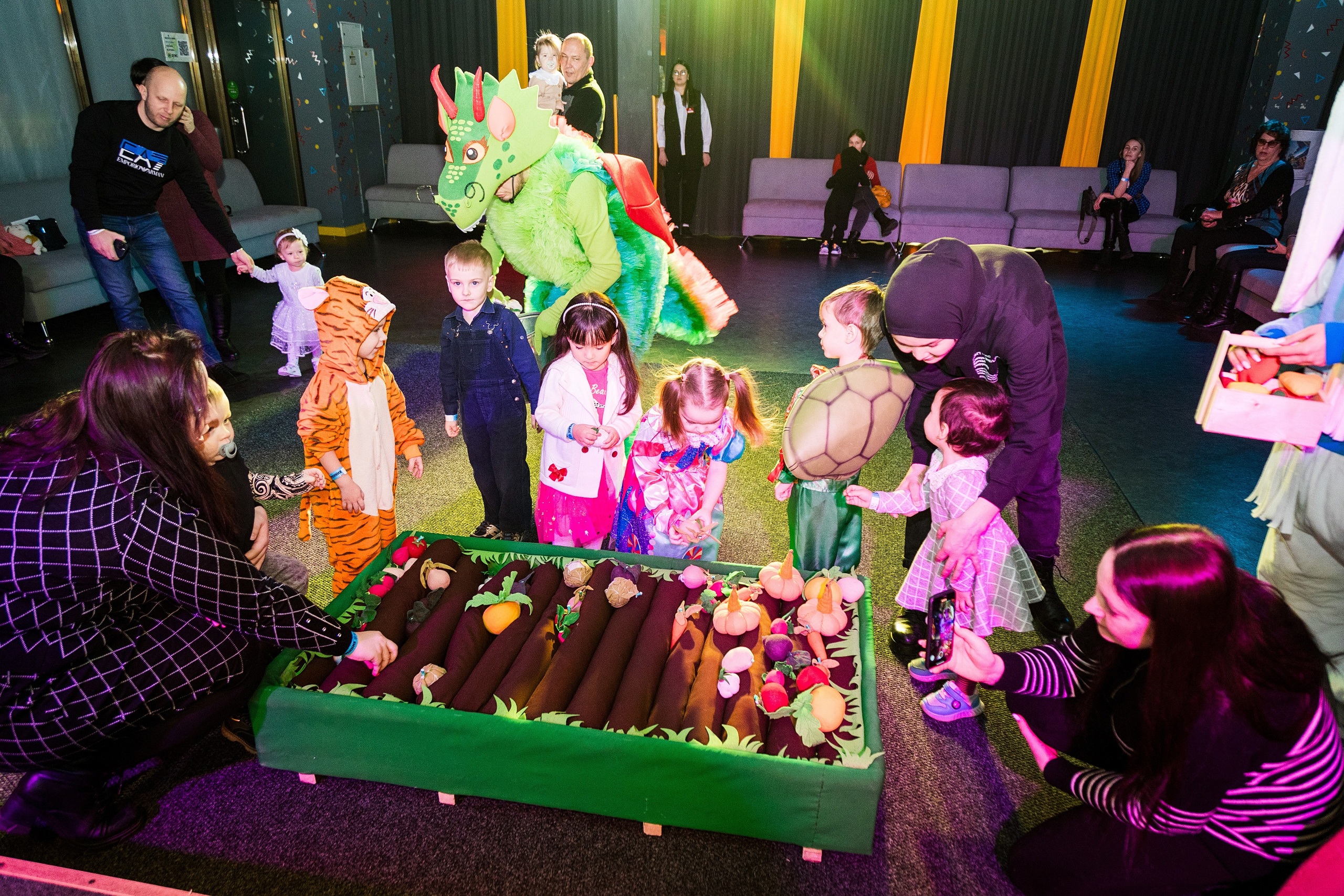 Новогодние утренники. Детский фотограф видеограф в Хабаровске Михаил Орлов