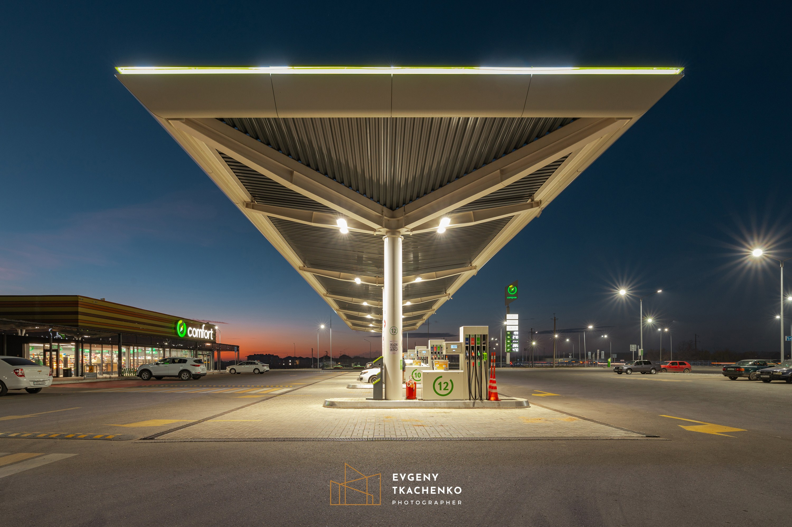 АЗС Compass. Архитектурный и интерьерный фотограф в Казахстане