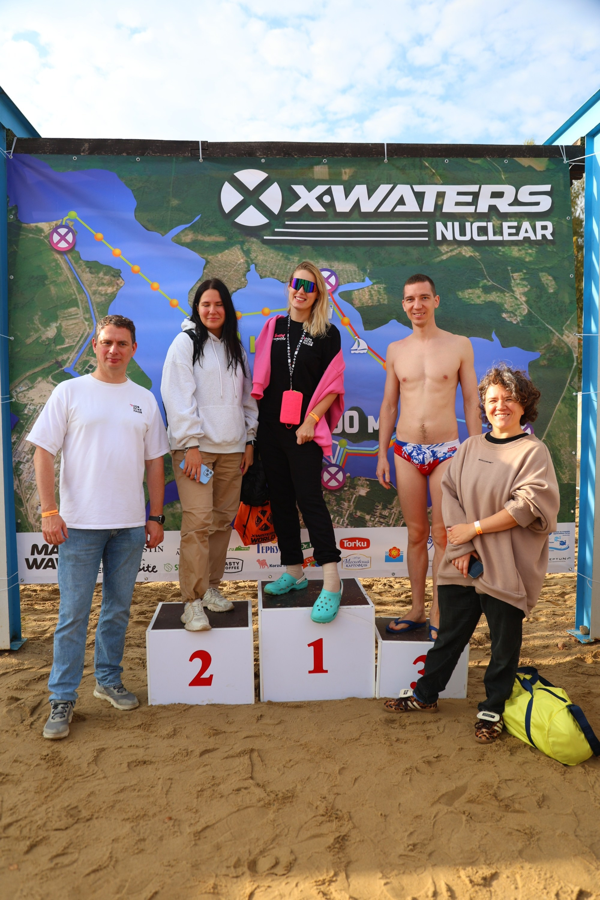 Часть команды ГлавПсихПлава перед стартом