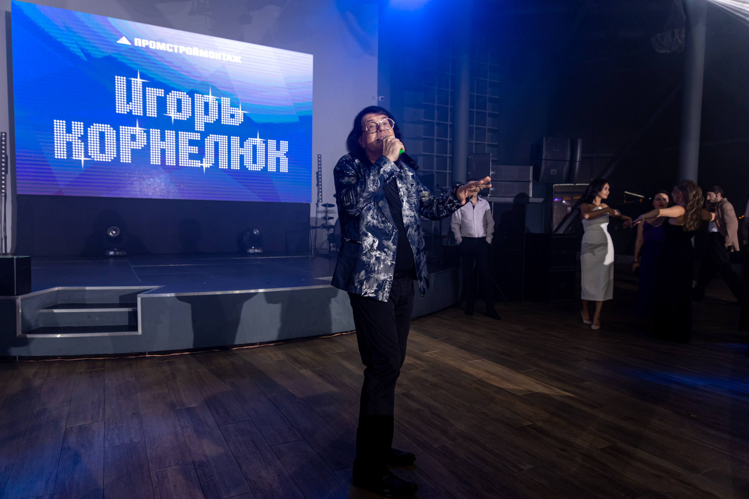 Репортажная фотосъёмка корпоративного мероприятия. Фотограф на праздник, корпоратив, День Рождения и Юбилей в г. Санкт-Петербурге Алексей Анкушев