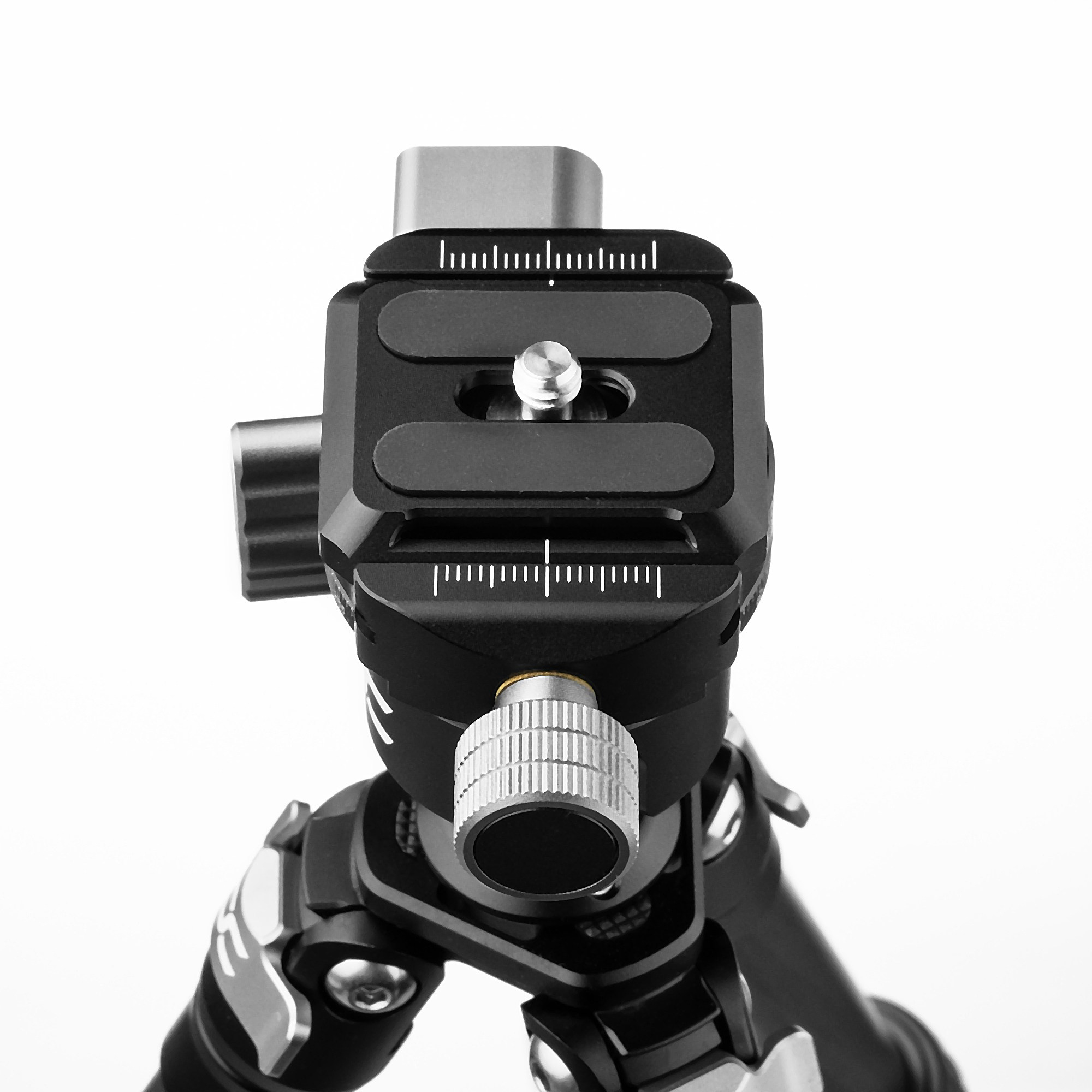 ONECINE. Фото/видео Аксессуары. Интерьерный фотограф и видеограф в Санкт-Петербурге Вадим Балбашевский