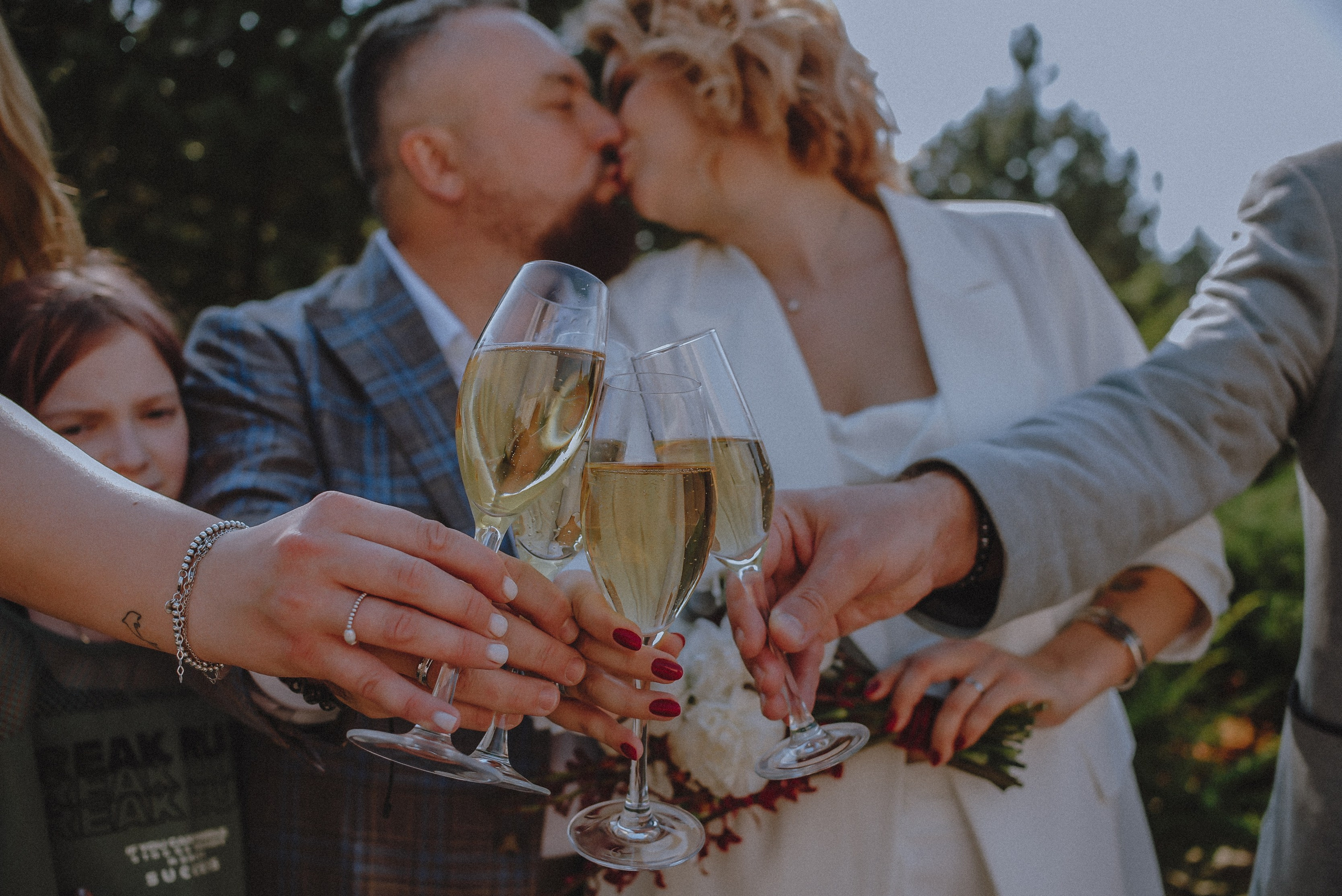 Love.exe: Запущен успешно. Свадебный и семейный фотограф в Москве Сажина Кристина КиМ. Свадебный оператор в Москве Сажин Максим