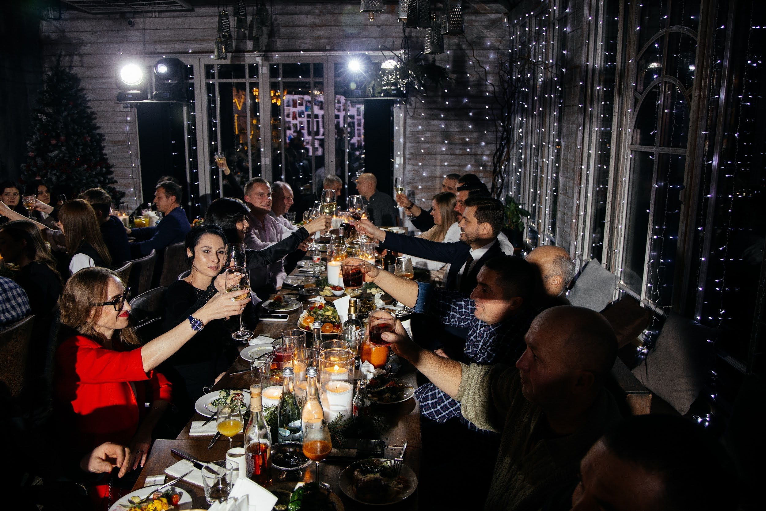 BRO 2024 Новогодний корпоратив. Студия событий ДЕЙЗИ. Организация мероприятий. Свадебное агентство в Ростове-на-Дону. Свадебный организатор. Организация свадьбы под ключ