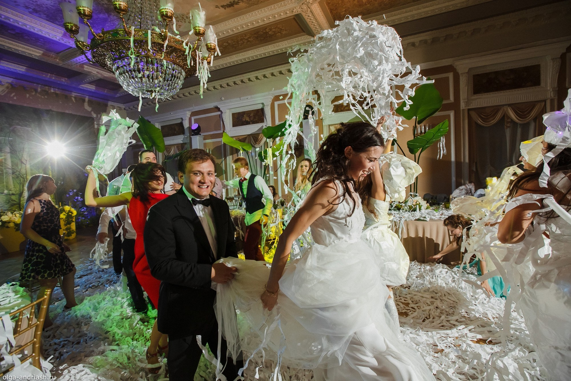 Вечерняя выездная регистрация. Семейный, портретный и свадебный фотограф в Санкт-Петербурге и Москве