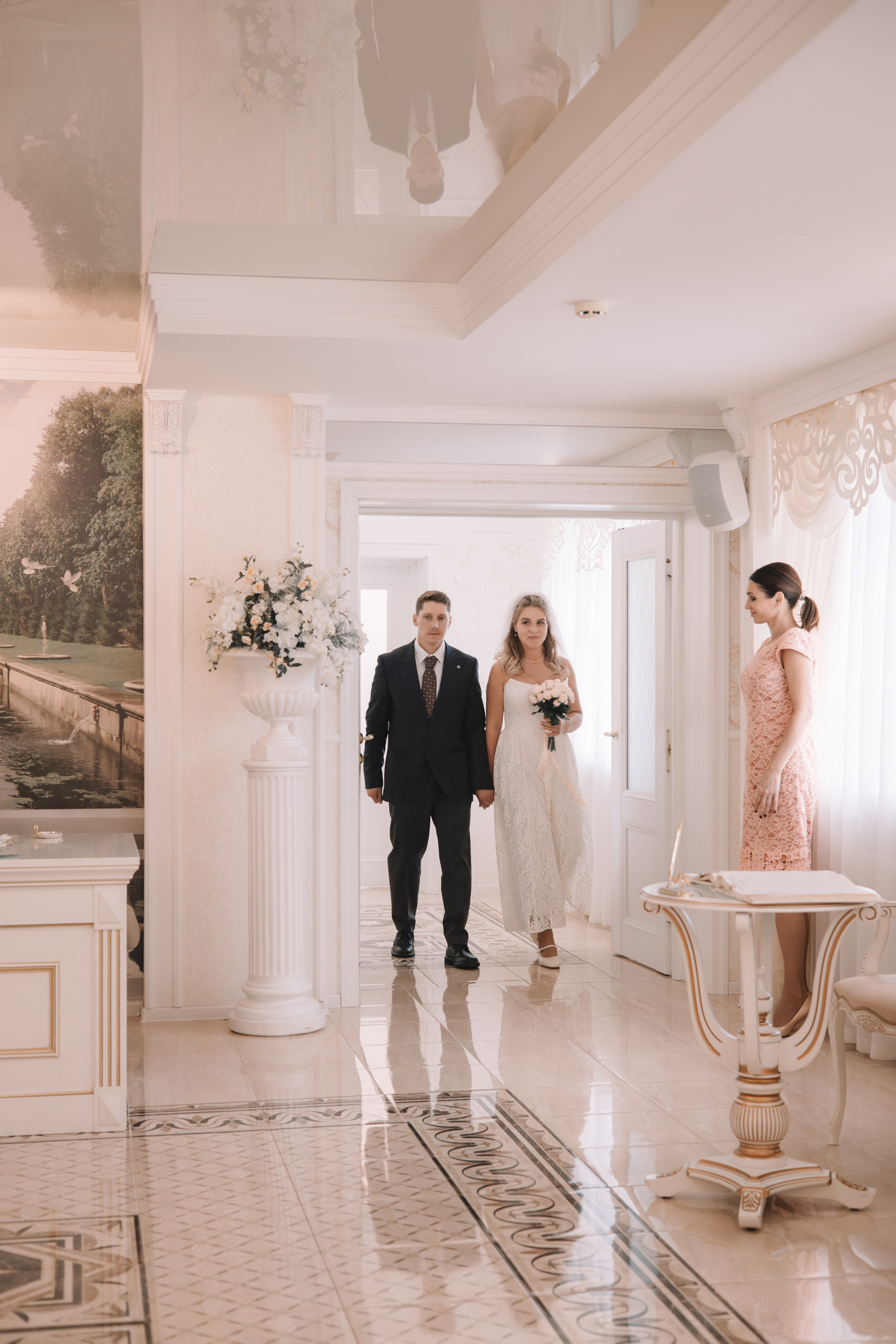 Анна и Евгений|Петергоф. Семейный фотограф в Санкт-Петербурге. Запечатление мгновений и ярких воспоминаний в Вашей жизни