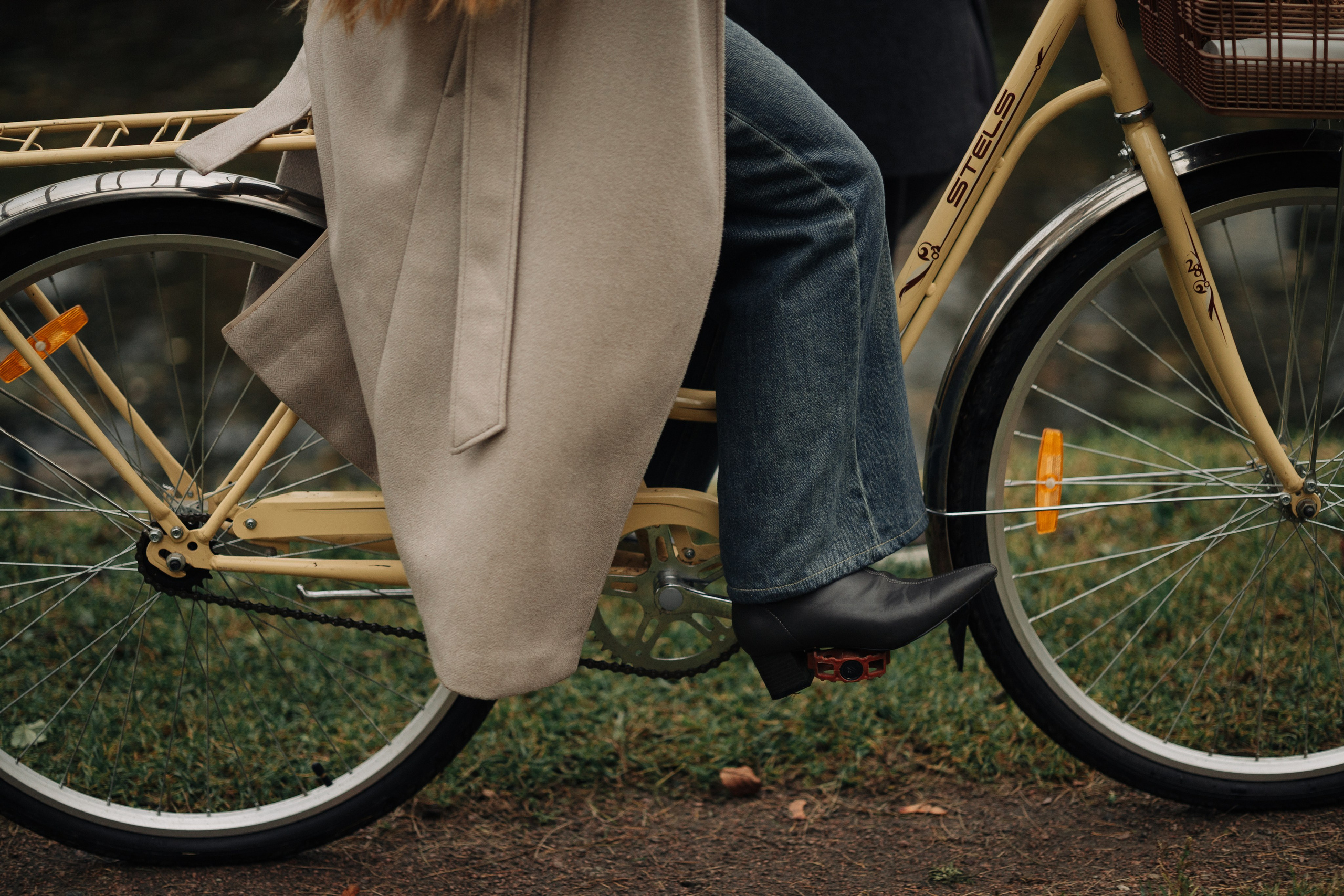 Прогулка по осеннему парку. Свадебный и прогулочный фотограф в Санкт-Петербурге Дарья Корель