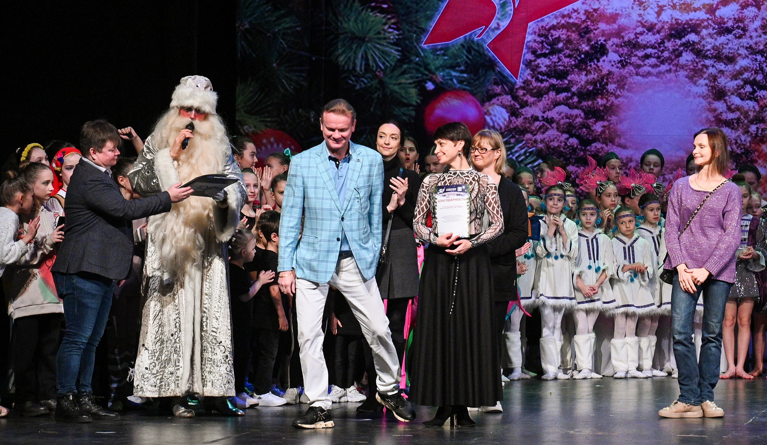 14.11.2024 «Новогодний Звездопад Талантов» Фестивальное движение «Шаг к мечте» г. Москва. Медиастудия Фото Концепт