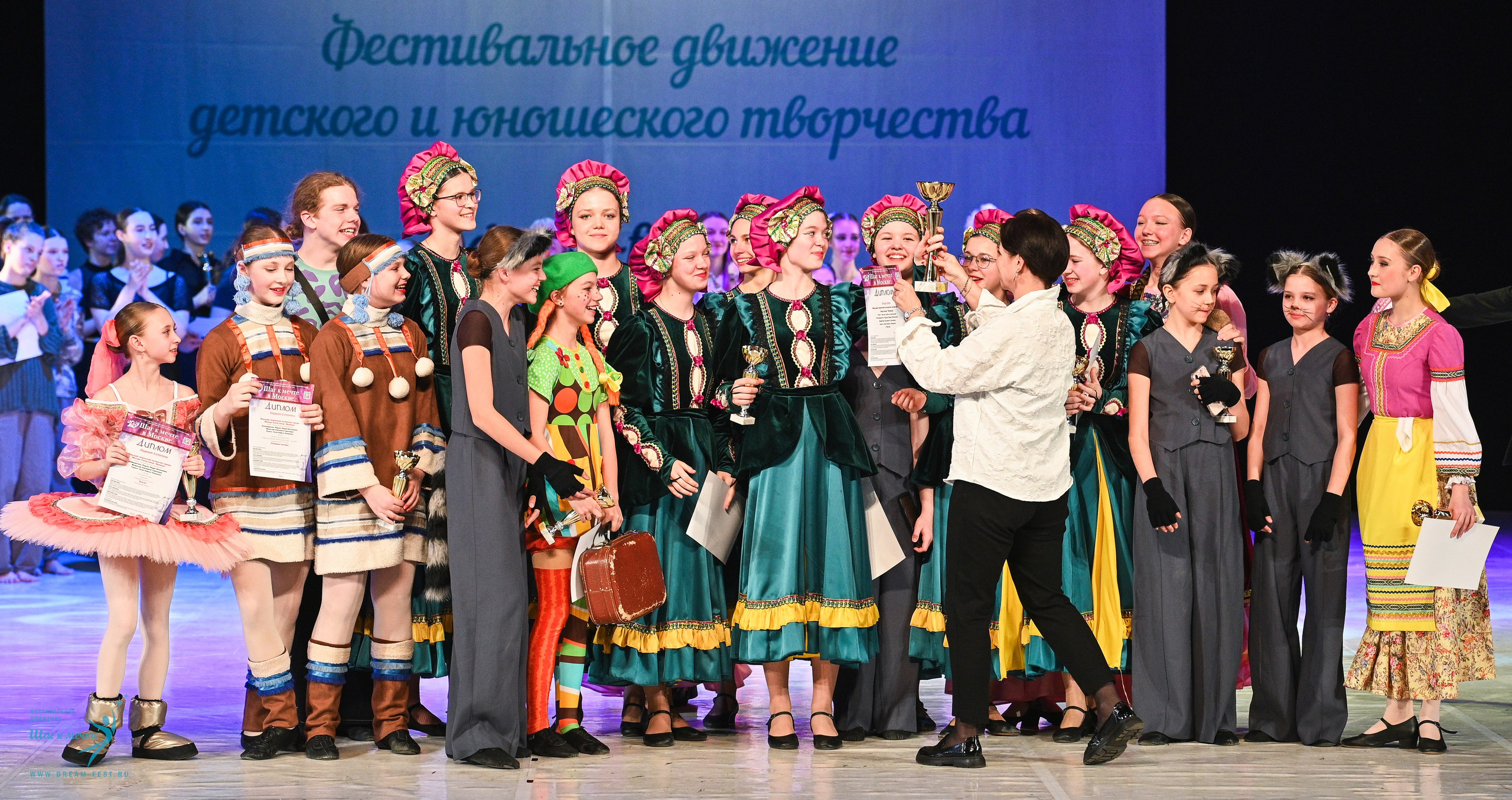 12.04.2025 Фестивальное движение «Шаг к мечте» г. Москва. Медиастудия Фото Концепт