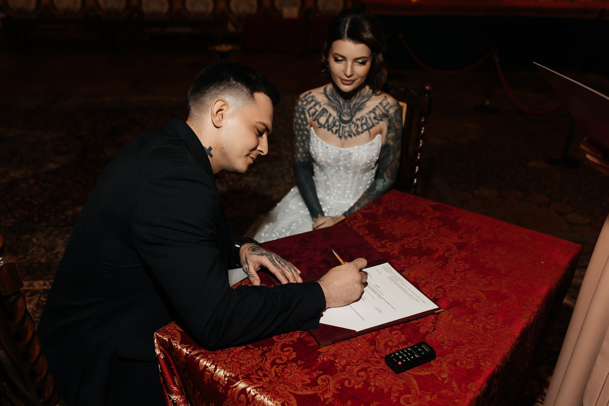 Свадебная фотосессия в Коломенском. Фотограф Наталия Федосова, г. Москва. TG и Instagram @nataliya_raw