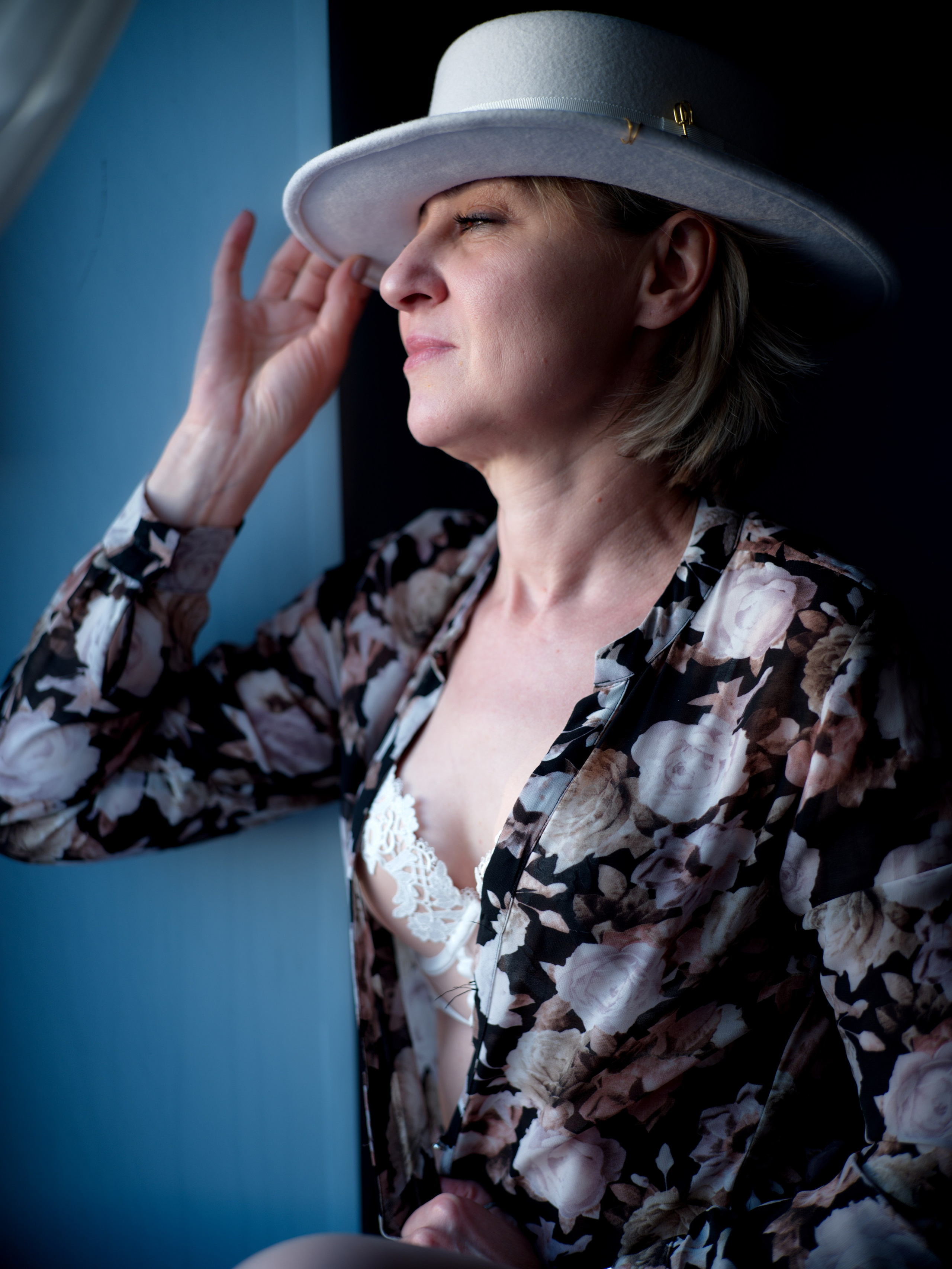 Белая шляпа. Портретный и репортажный фотограф в Санкт-Петербурге Алексей Гончаров