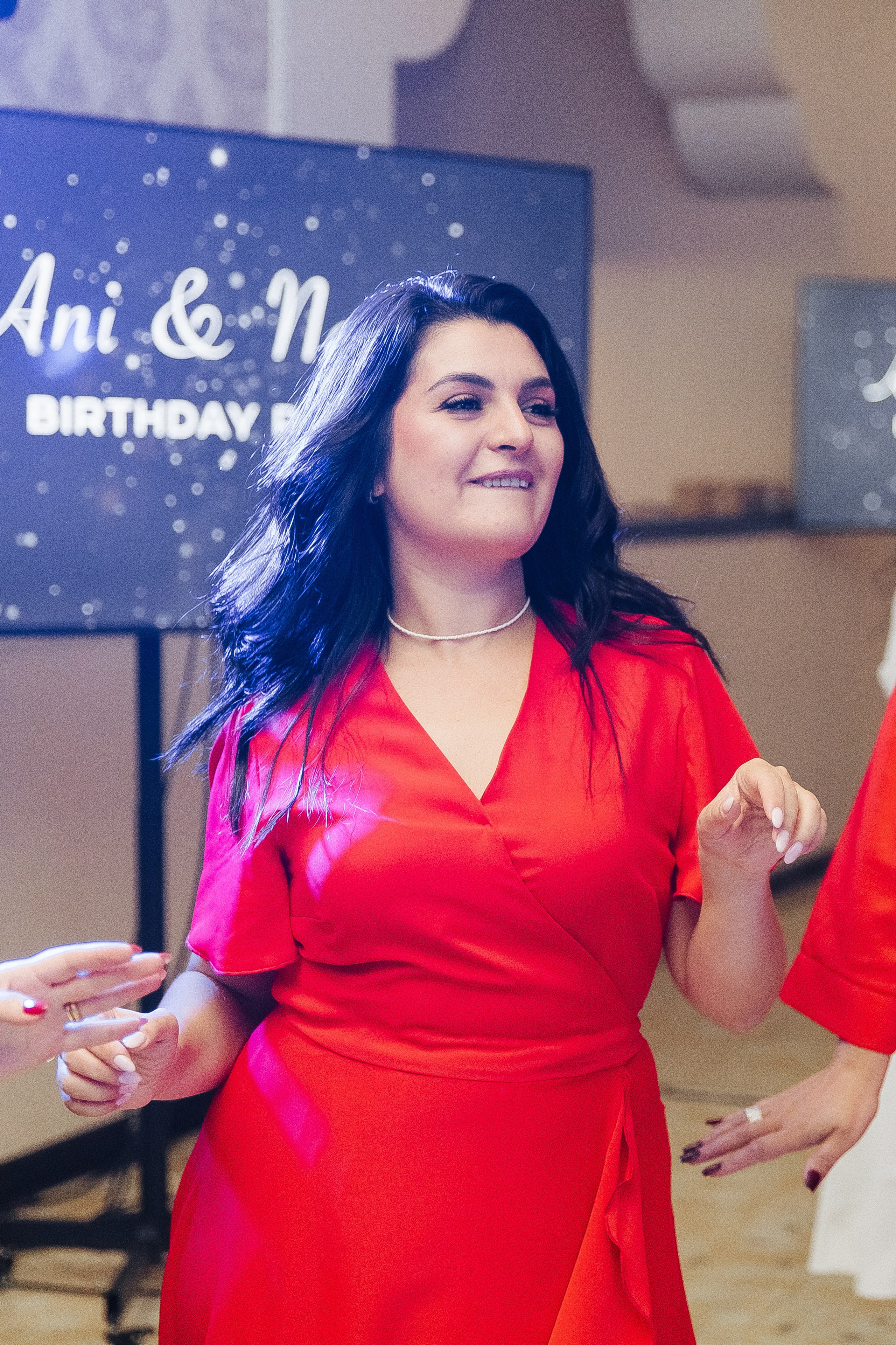 Ани и Назели. 35&5 День рождения, «Янтарь». Фотограф в Красноярске Надежда Воскресенская