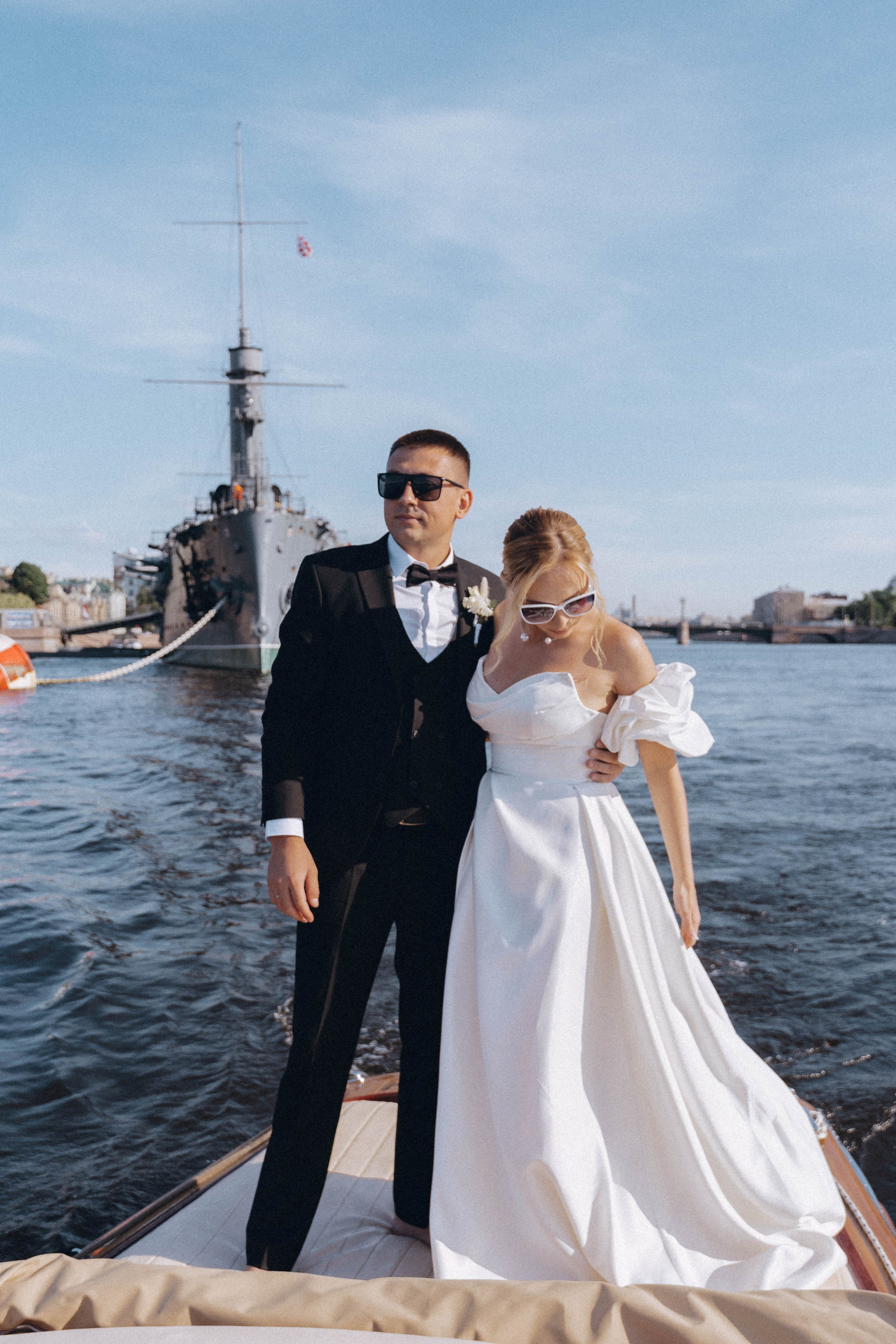 СВАДЕНБНАЯ СЬЕМКА НА КАТЕРЕ ПО КАНАЛАМ САНКТ-ПЕТЕРБУРГА И В АКВАТОРИИ НЕВЫ. Профессиональный фотограф, Санкт-Петербург — Виктория Богомолова
