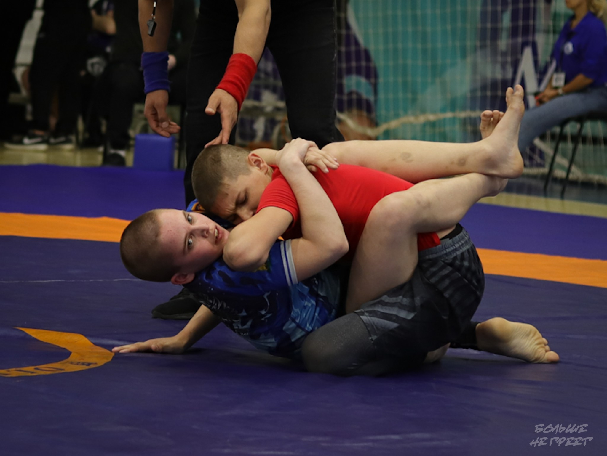 ПЕРВЕНСТВО УРФО ПО СПОРТИВНОЙ БОРЬБЕ ГРЭППЛИНГ И ГРЭППЛИНГ-ГИ. Больше не греет